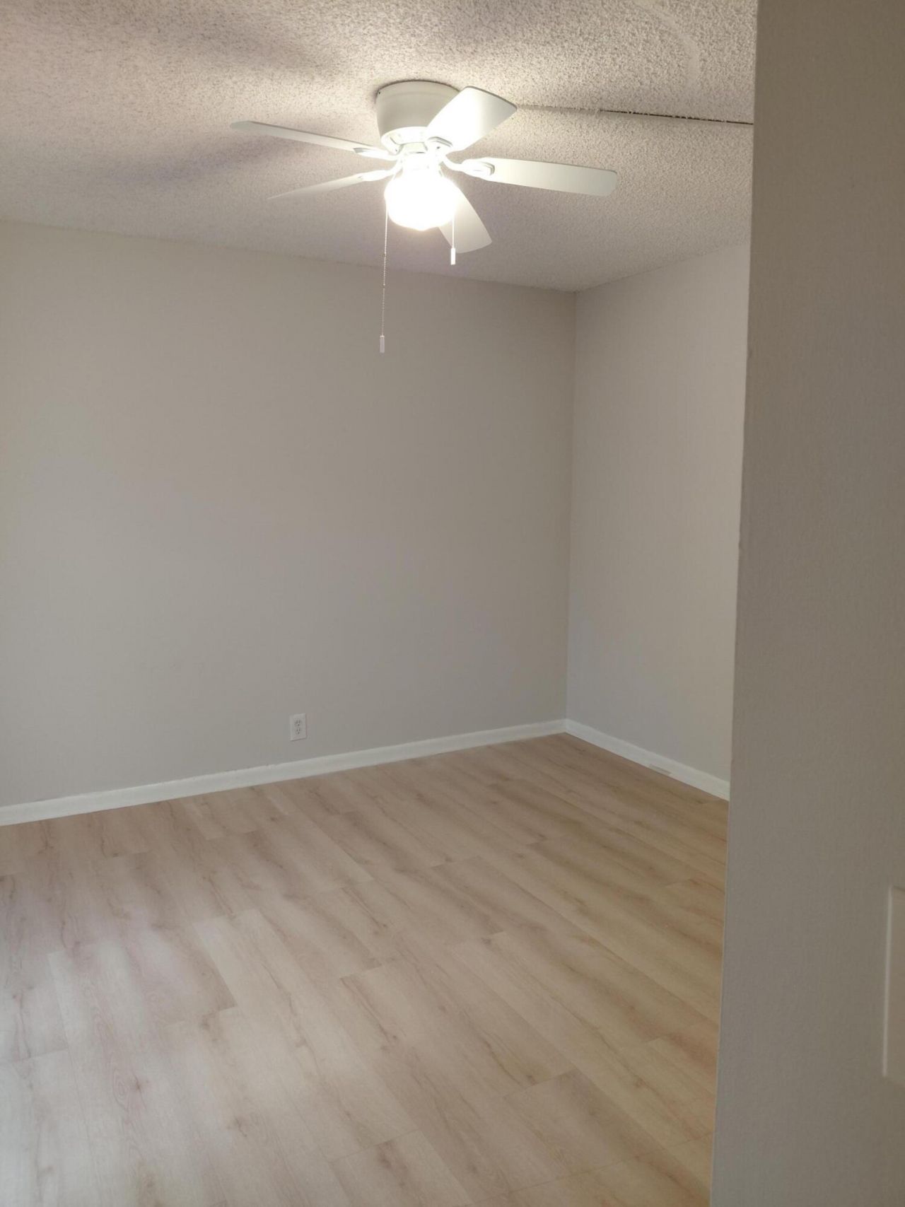 2403 S Waterside Drive, Unit 2403, Lake Worth, FL 33461 Photo