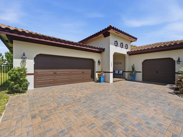 1224 Sterling Pine Place, Loxahatchee, FL 33470