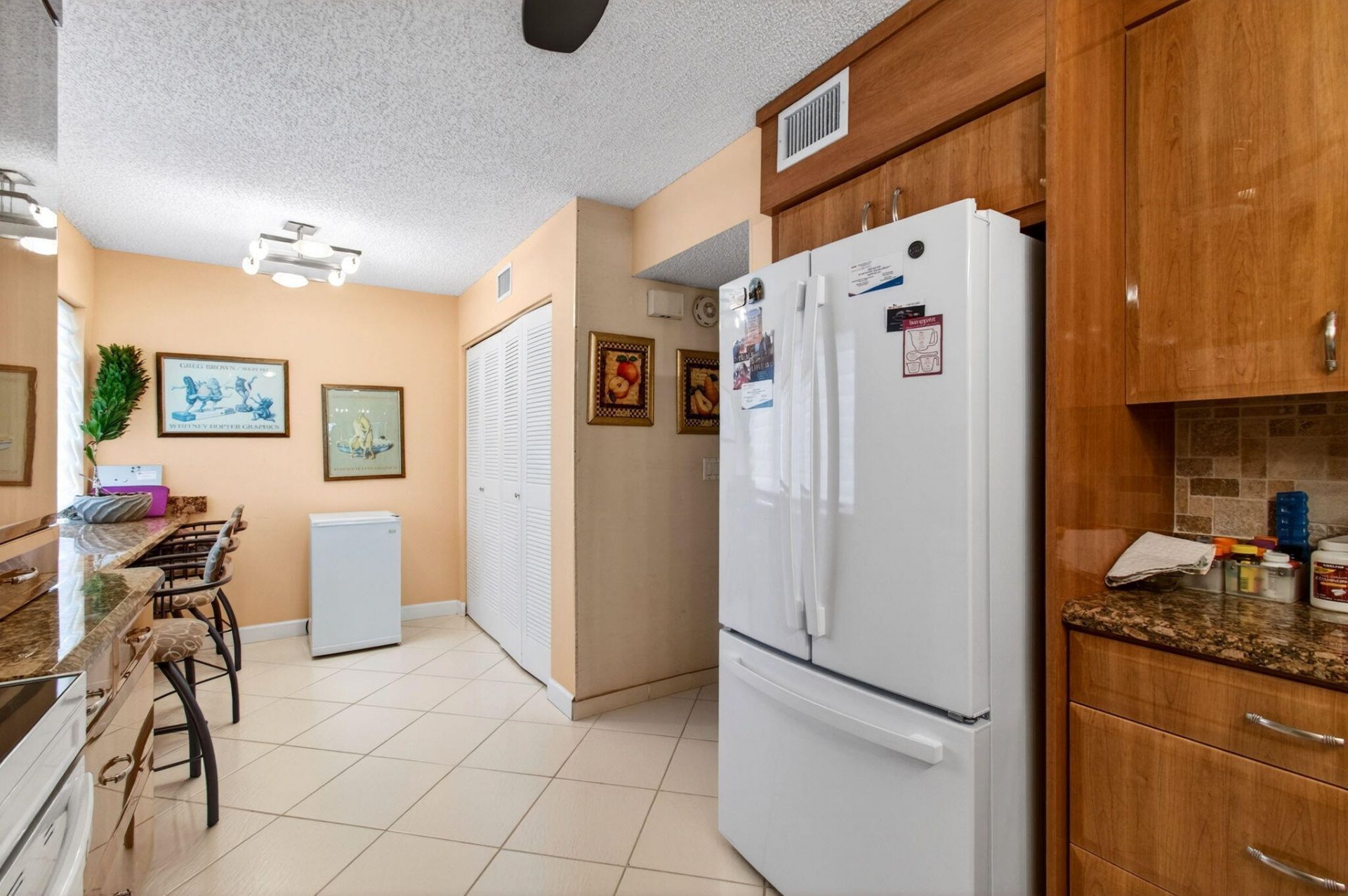 5561 Fairway Park Drive, Unit 104, Boynton Beach, FL 33437 Photo