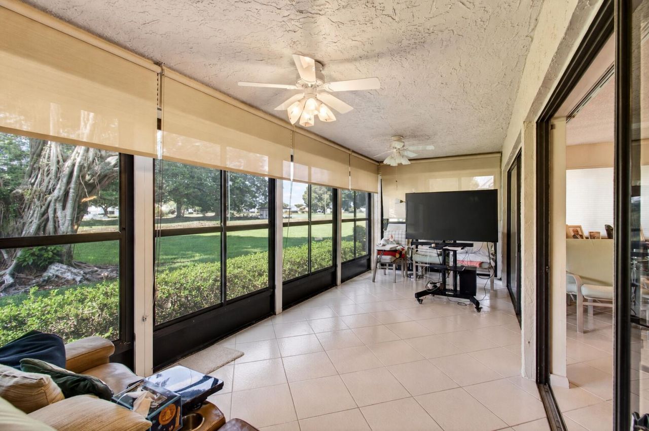 5561 Fairway Park Drive, Unit 104, Boynton Beach, FL 33437 Photo