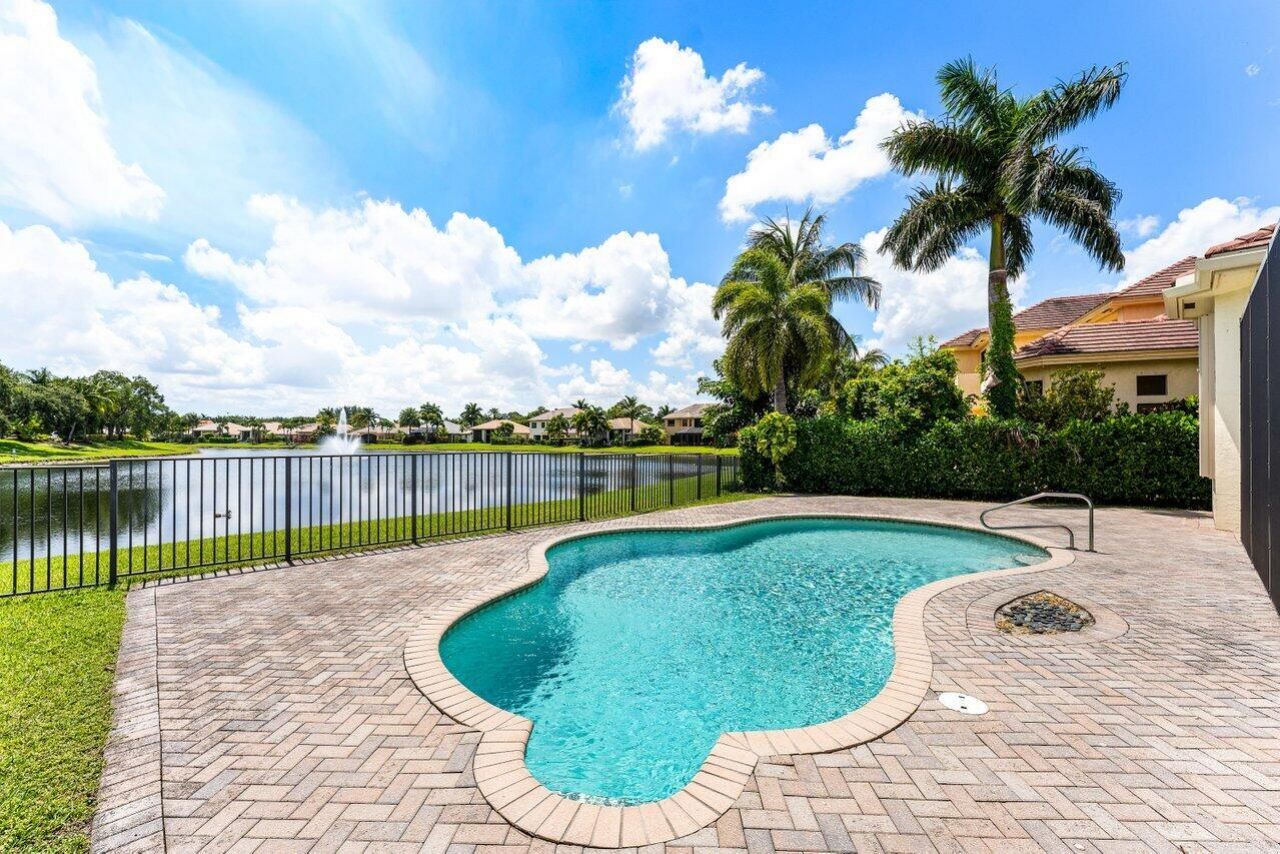 3592 Collonade Drive, Wellington, FL 33449 Photo