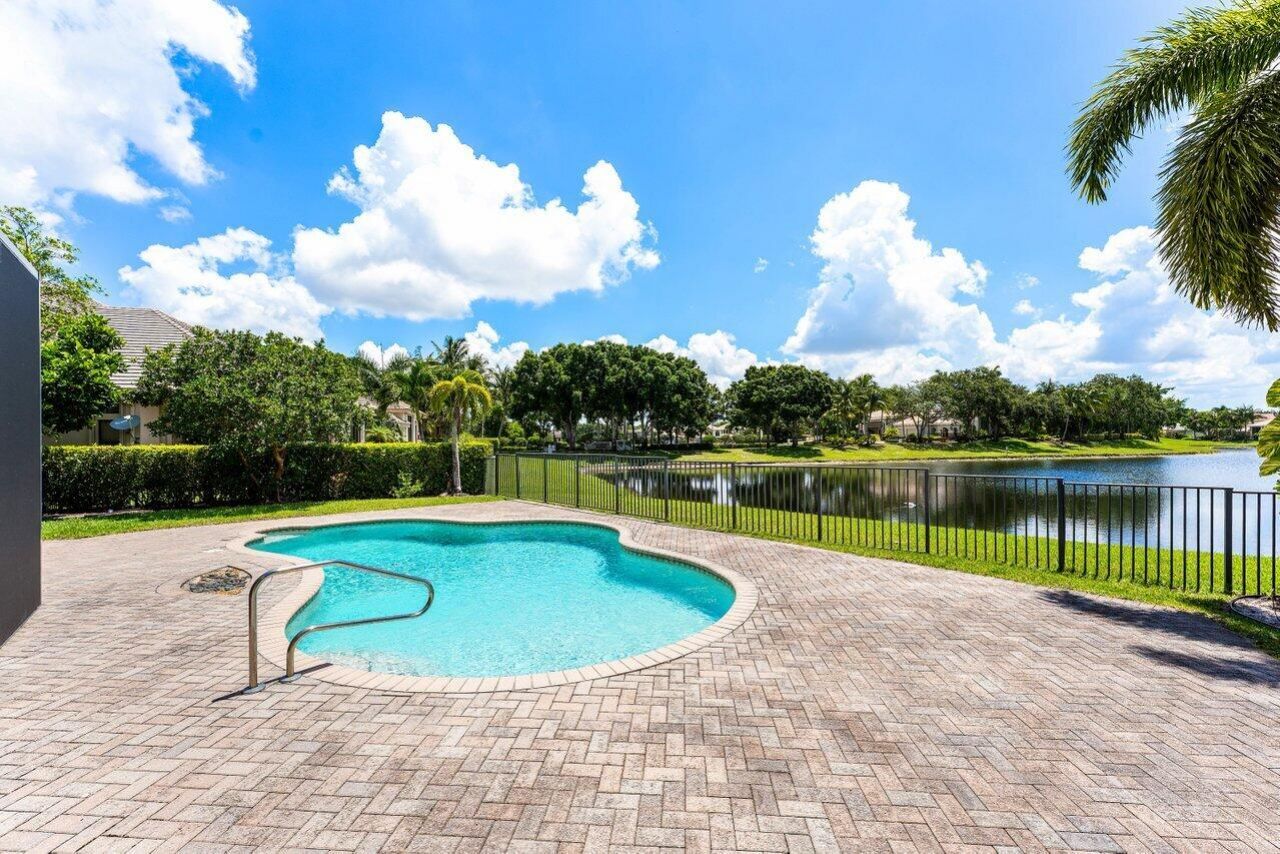 3592 Collonade Drive, Wellington, FL 33449 Photo