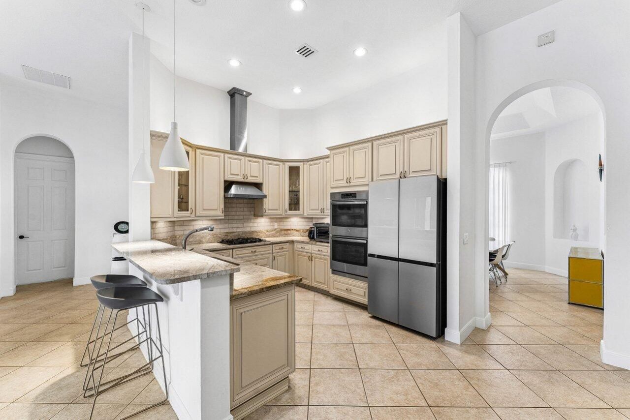 3592 Collonade Drive, Wellington, FL 33449 Photo