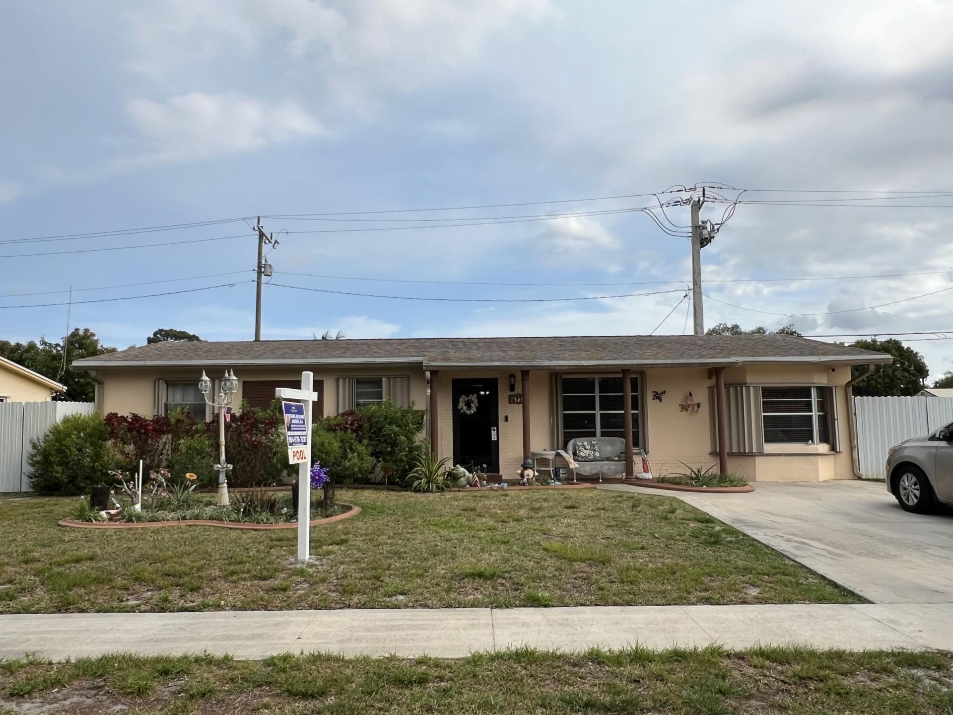 6920 SW 8th Street, Pembroke Pines, FL 33023 Main Photo
