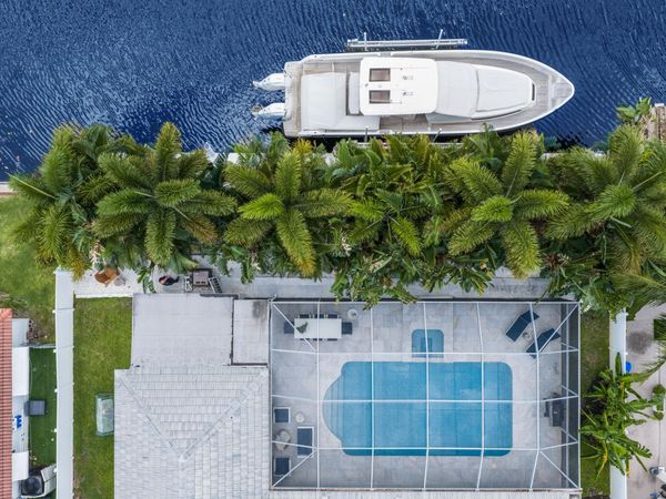 2920 NE 52nd Street, Fort Lauderdale, FL 33308
