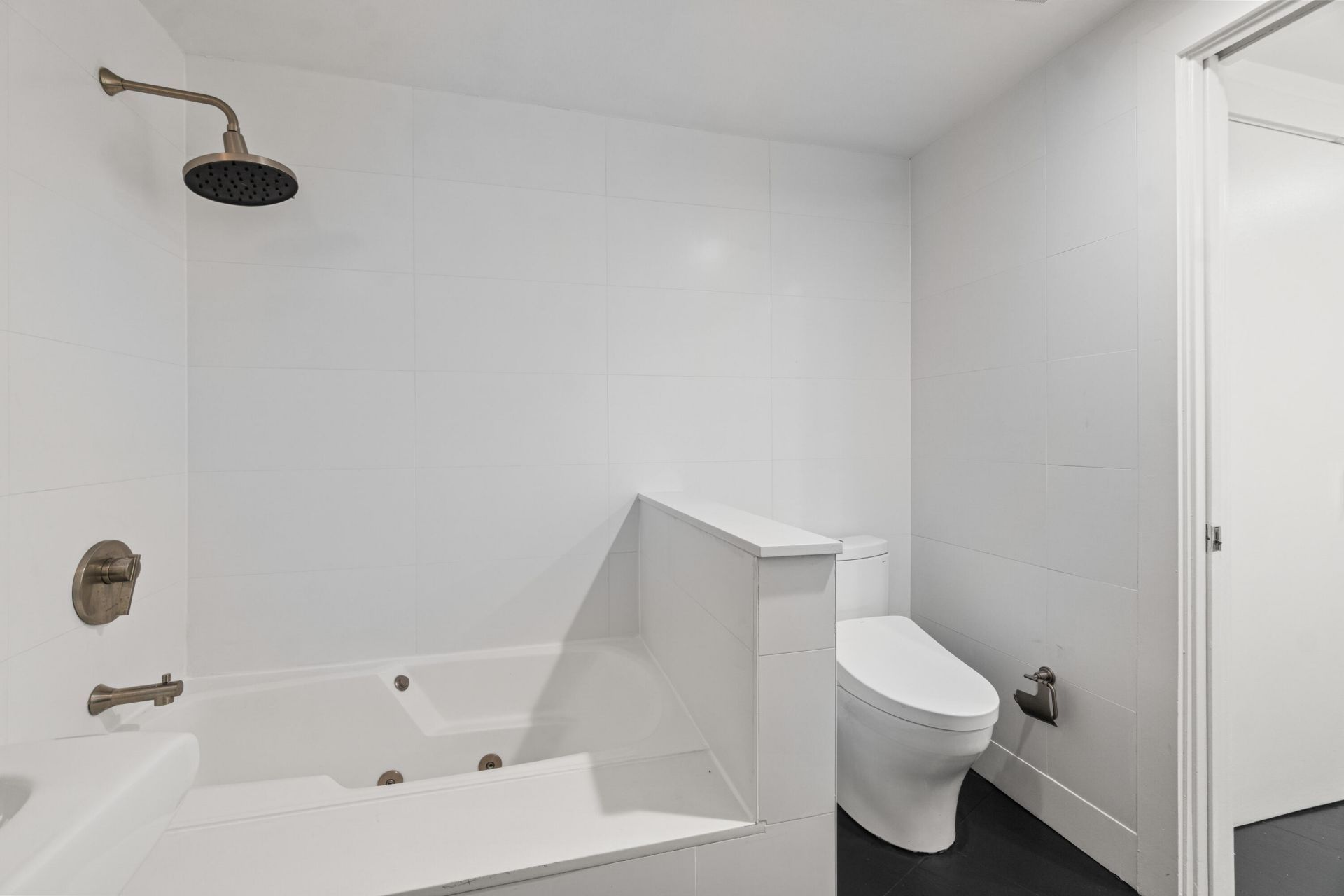 900 Greensward Lane, Unit 114-g, Delray Beach, FL 33445 Photo
