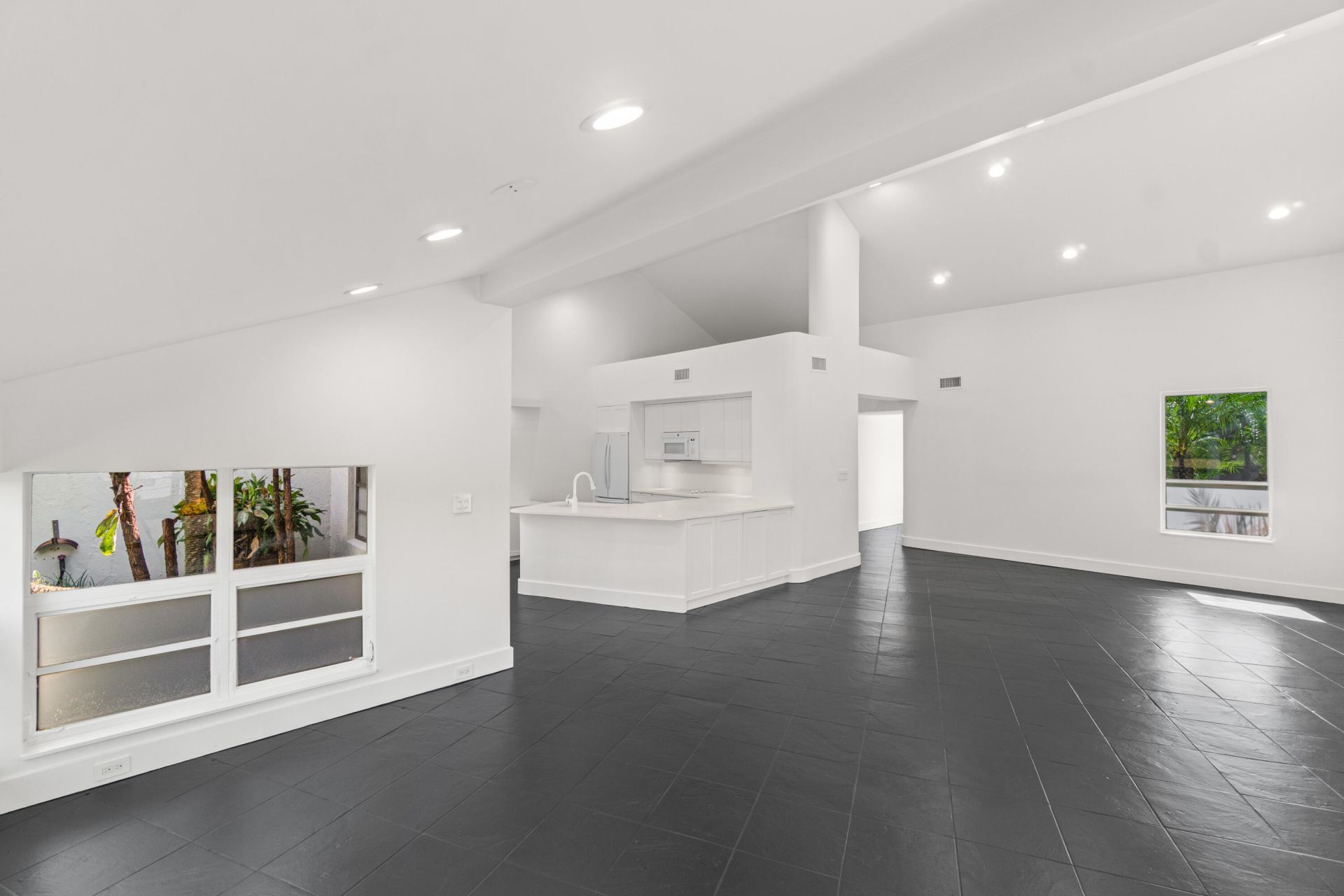 900 Greensward Lane, Unit 114-g, Delray Beach, FL 33445 Photo