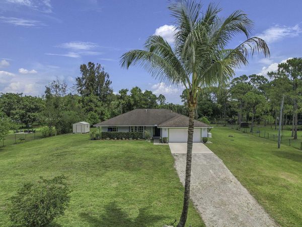 11195 61st St Street N, West Palm Beach, FL 33412