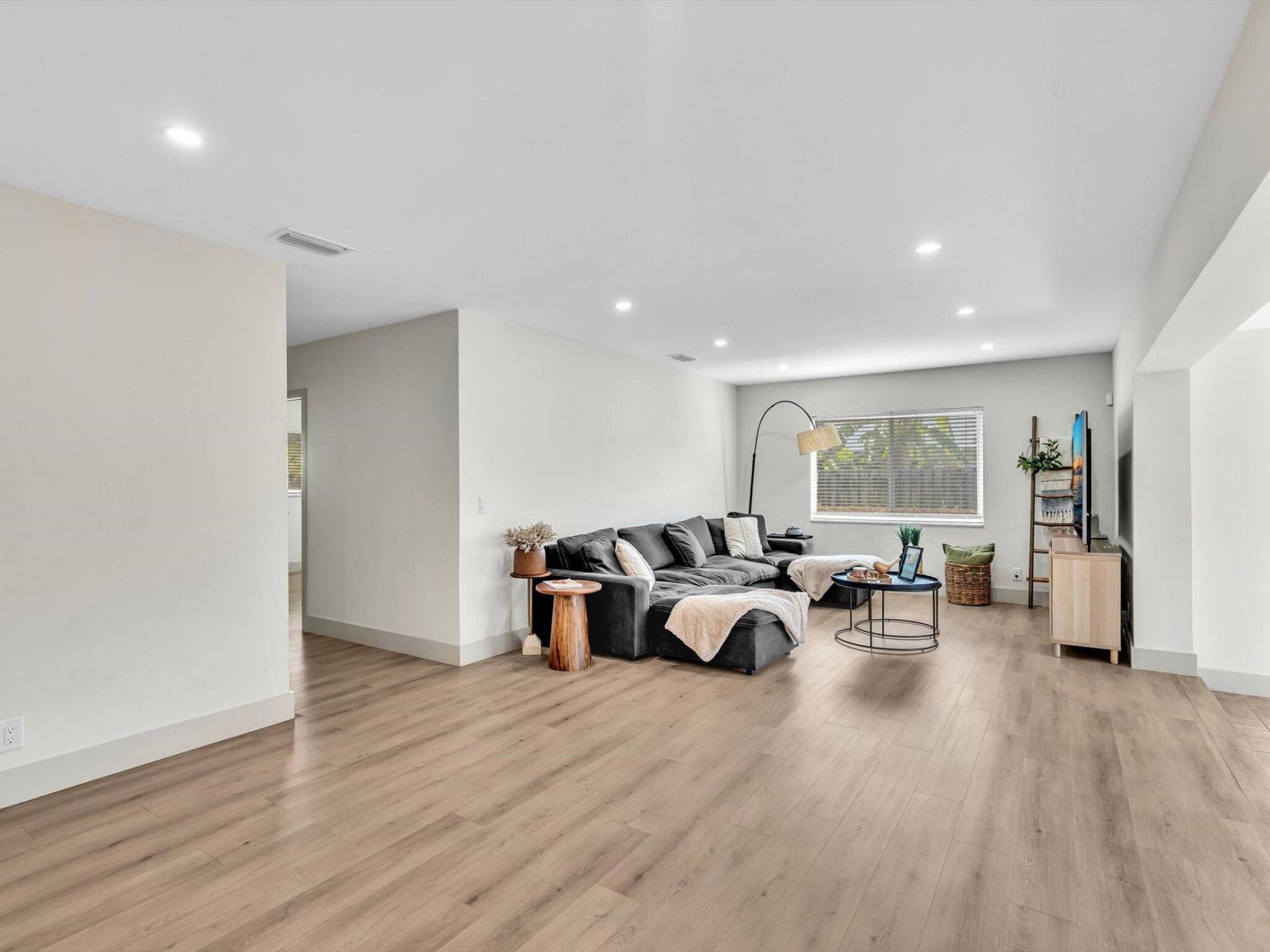 3904 Lowson Boulevard, Delray Beach, FL 33445 Photo