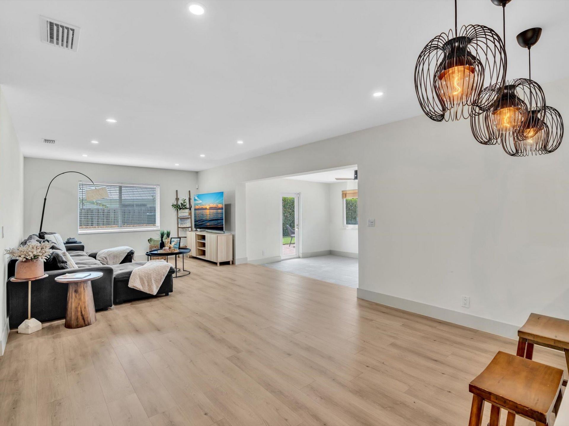3904 Lowson Boulevard, Delray Beach, FL 33445 Photo