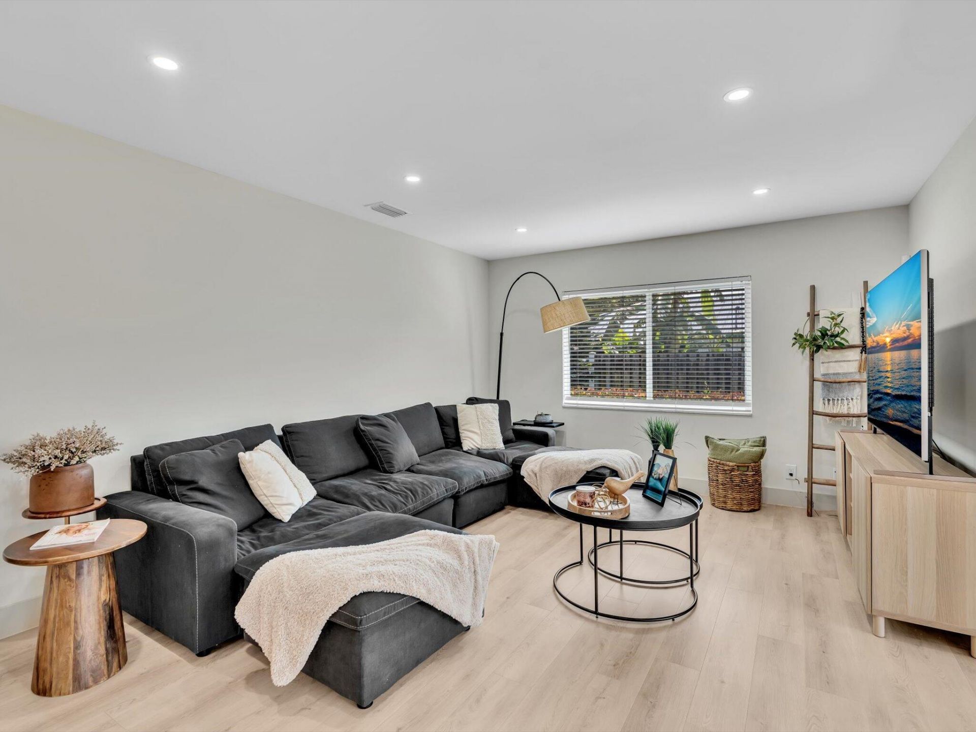 3904 Lowson Boulevard, Delray Beach, FL 33445 Photo