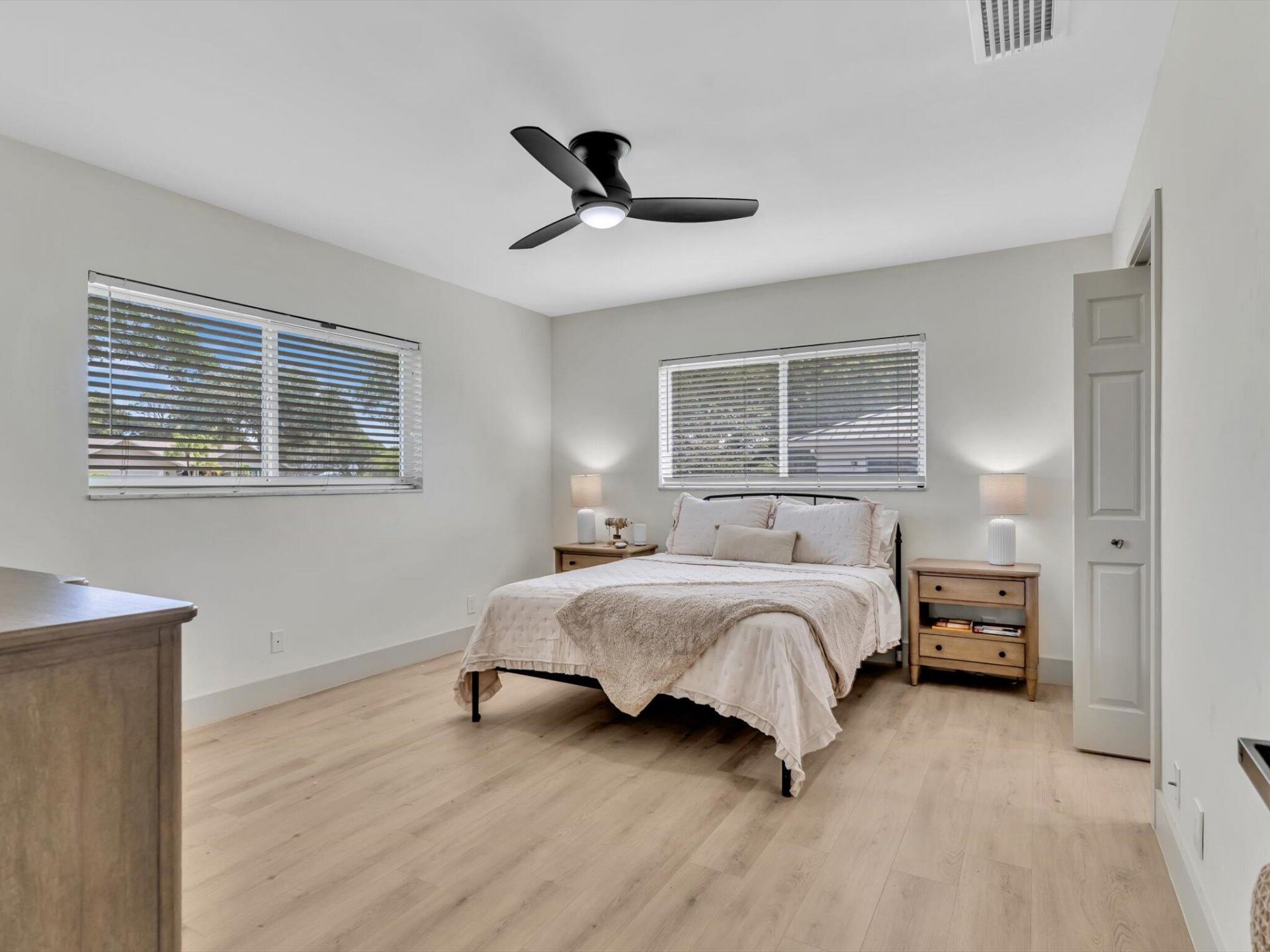 3904 Lowson Boulevard, Delray Beach, FL 33445 Photo