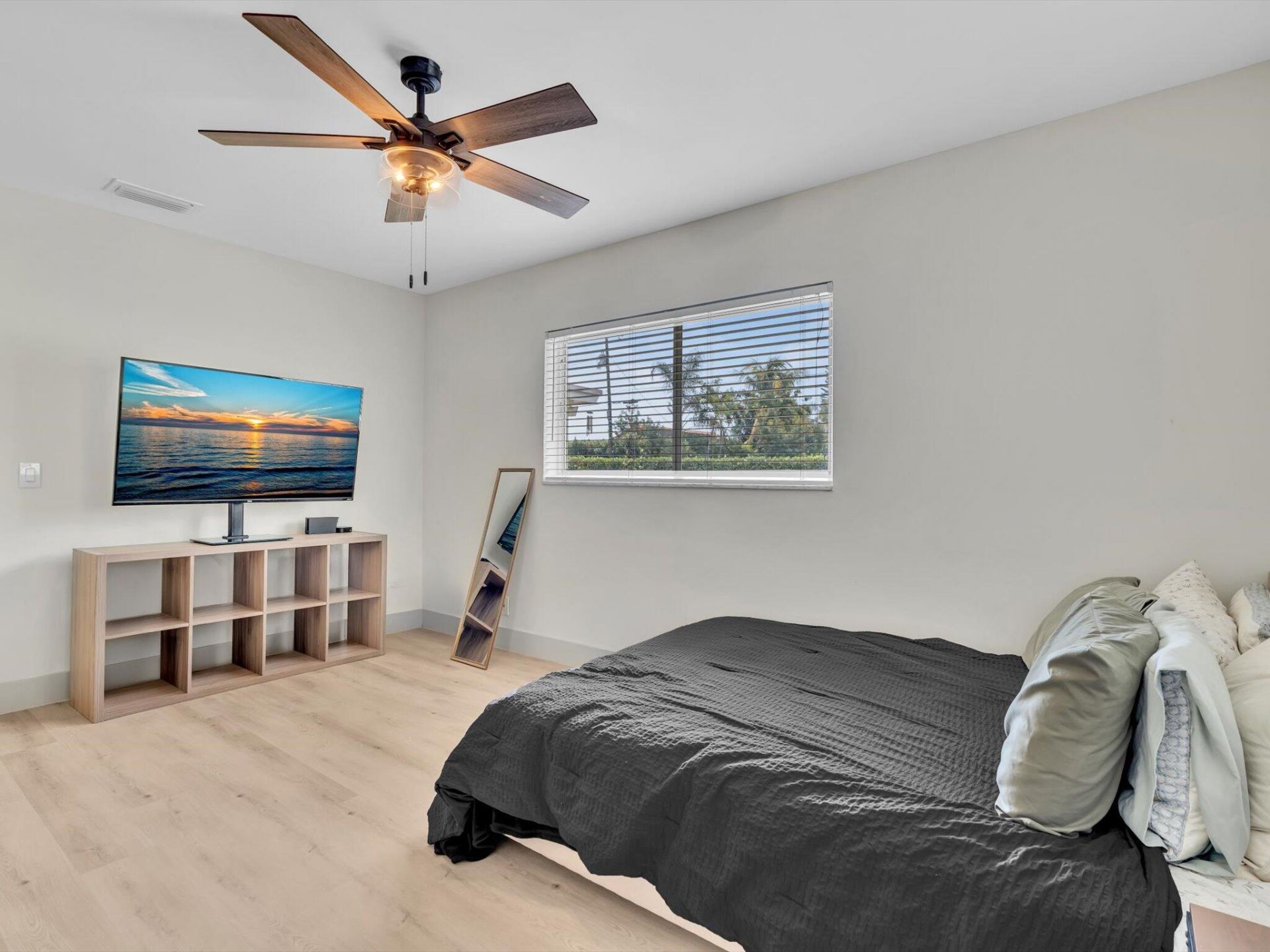 3904 Lowson Boulevard, Delray Beach, FL 33445 Photo