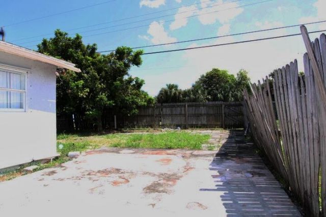 1561 W 11th Street, Riviera Beach, FL 33404 Photo