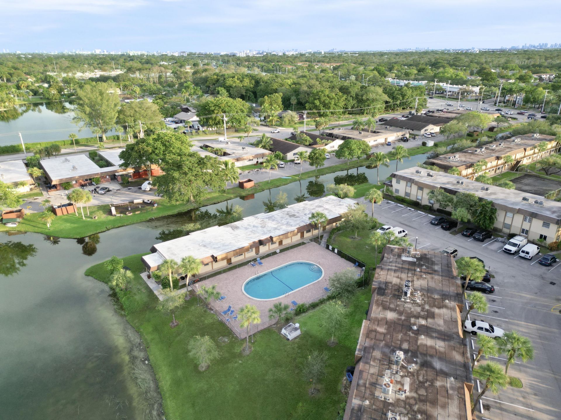 416 Lakeside Drive, Unit 129, Margate, FL 33063 Photo