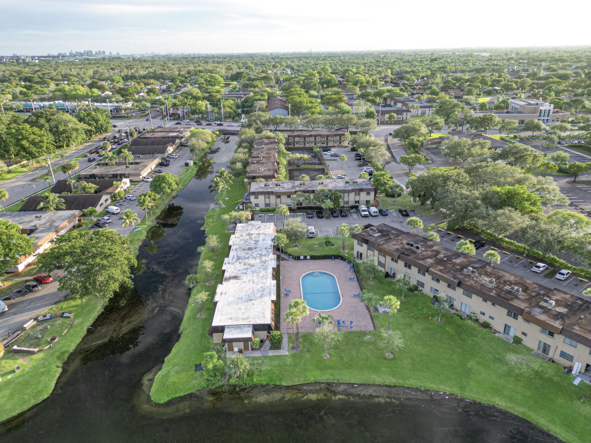 416 Lakeside Drive, Unit 129, Margate, FL 33063 Photo