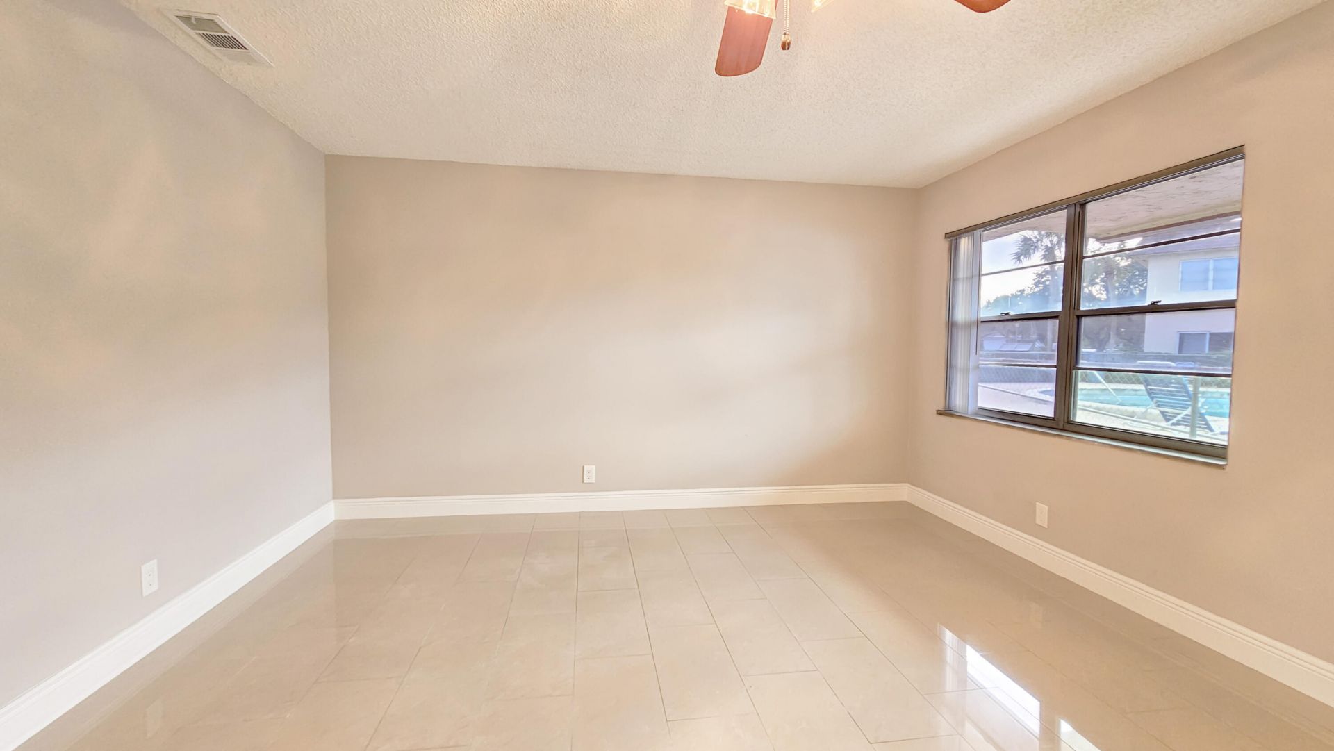 416 Lakeside Drive, Unit 129, Margate, FL 33063 Photo