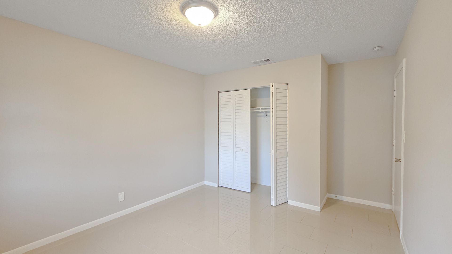 416 Lakeside Drive, Unit 129, Margate, FL 33063 Photo