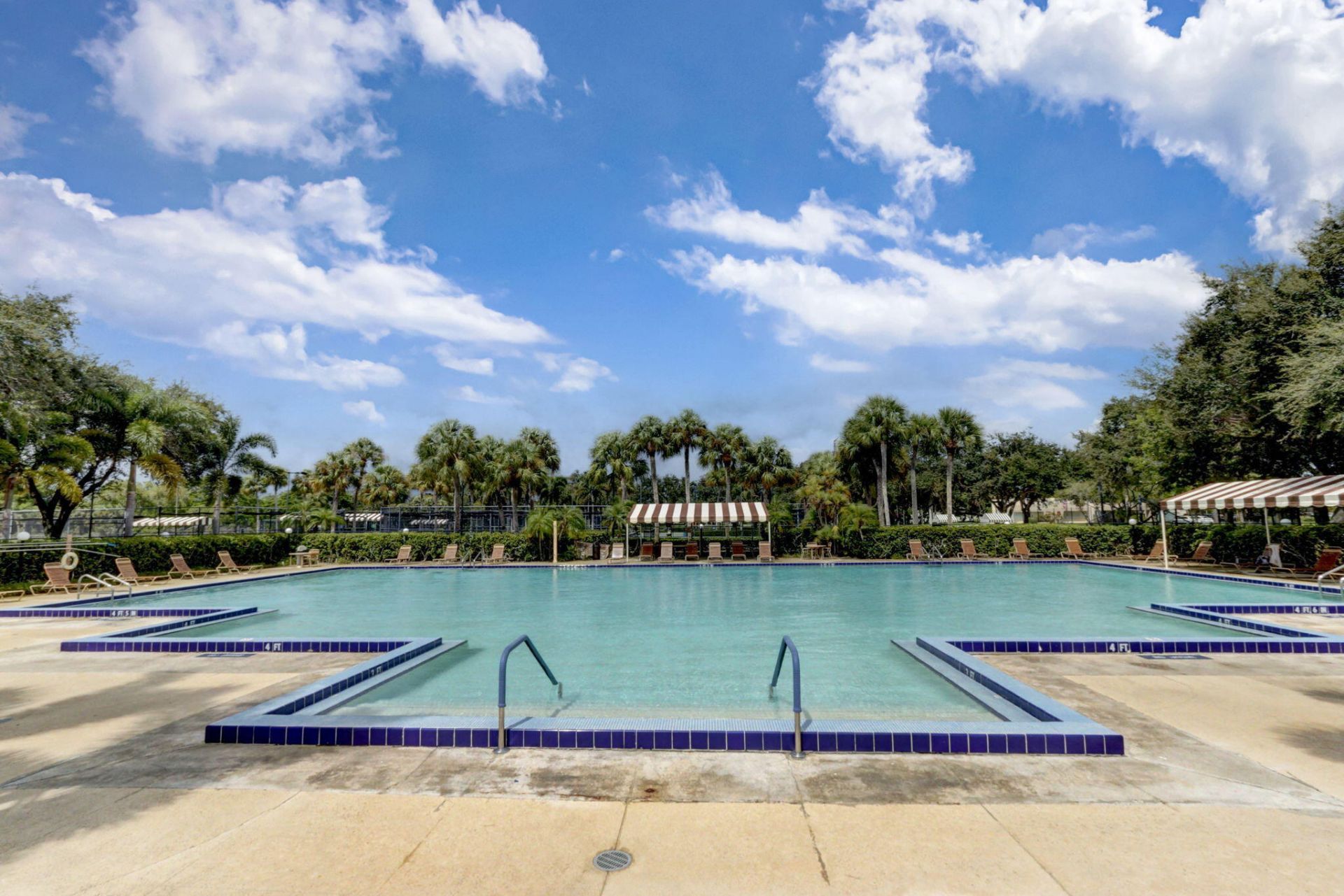 801 8th Way, West Palm Beach, FL 33407 Photo