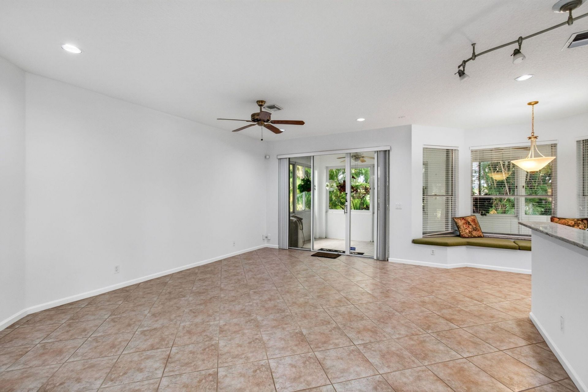 6453 Emerald Breeze Way, Boynton Beach, FL 33437 Photo