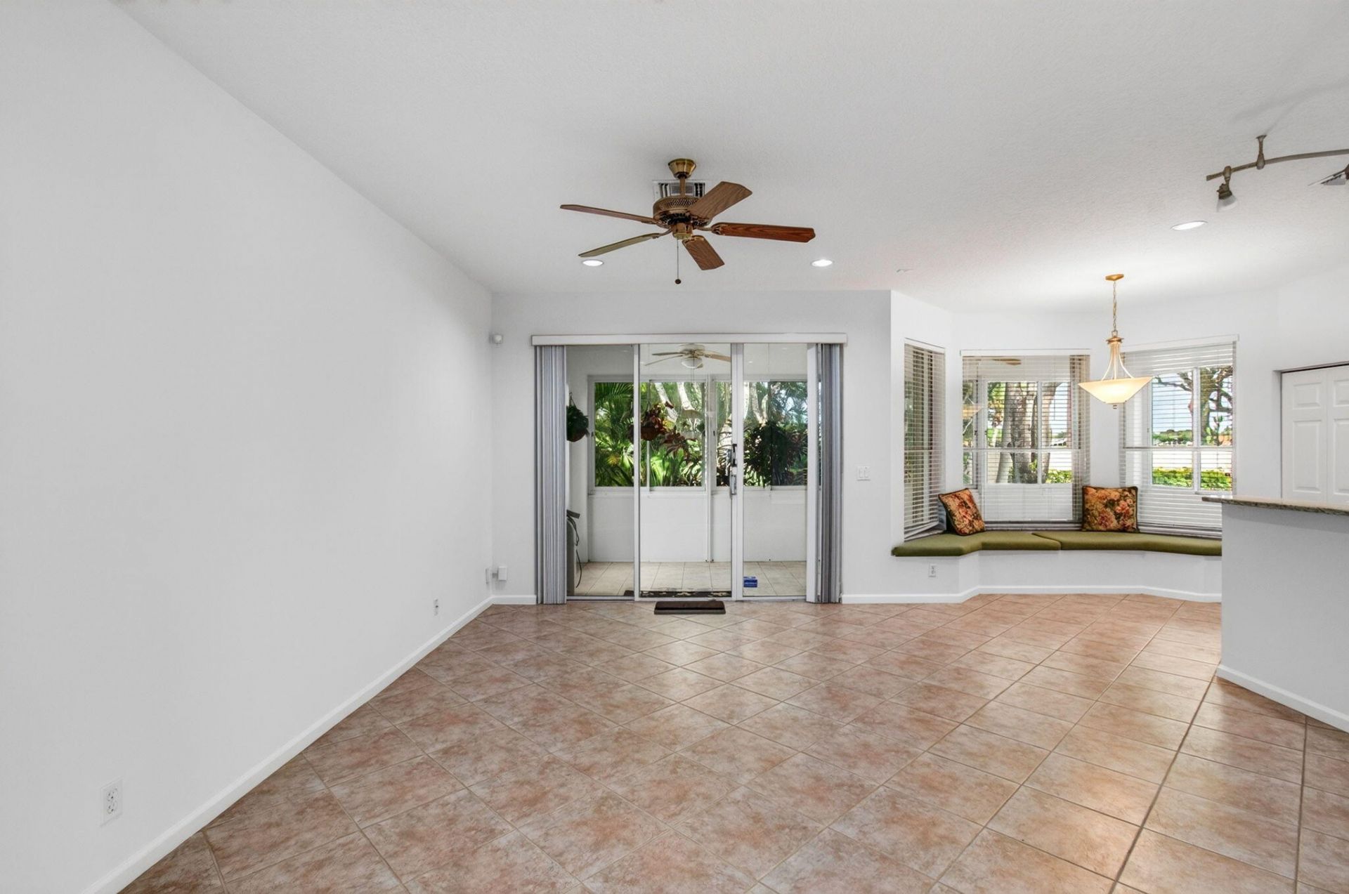 6453 Emerald Breeze Way, Boynton Beach, FL 33437 Photo