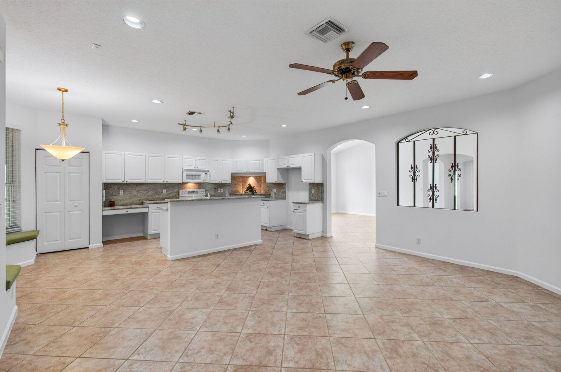 6453 Emerald Breeze Way, Boynton Beach, FL 33437 Photo