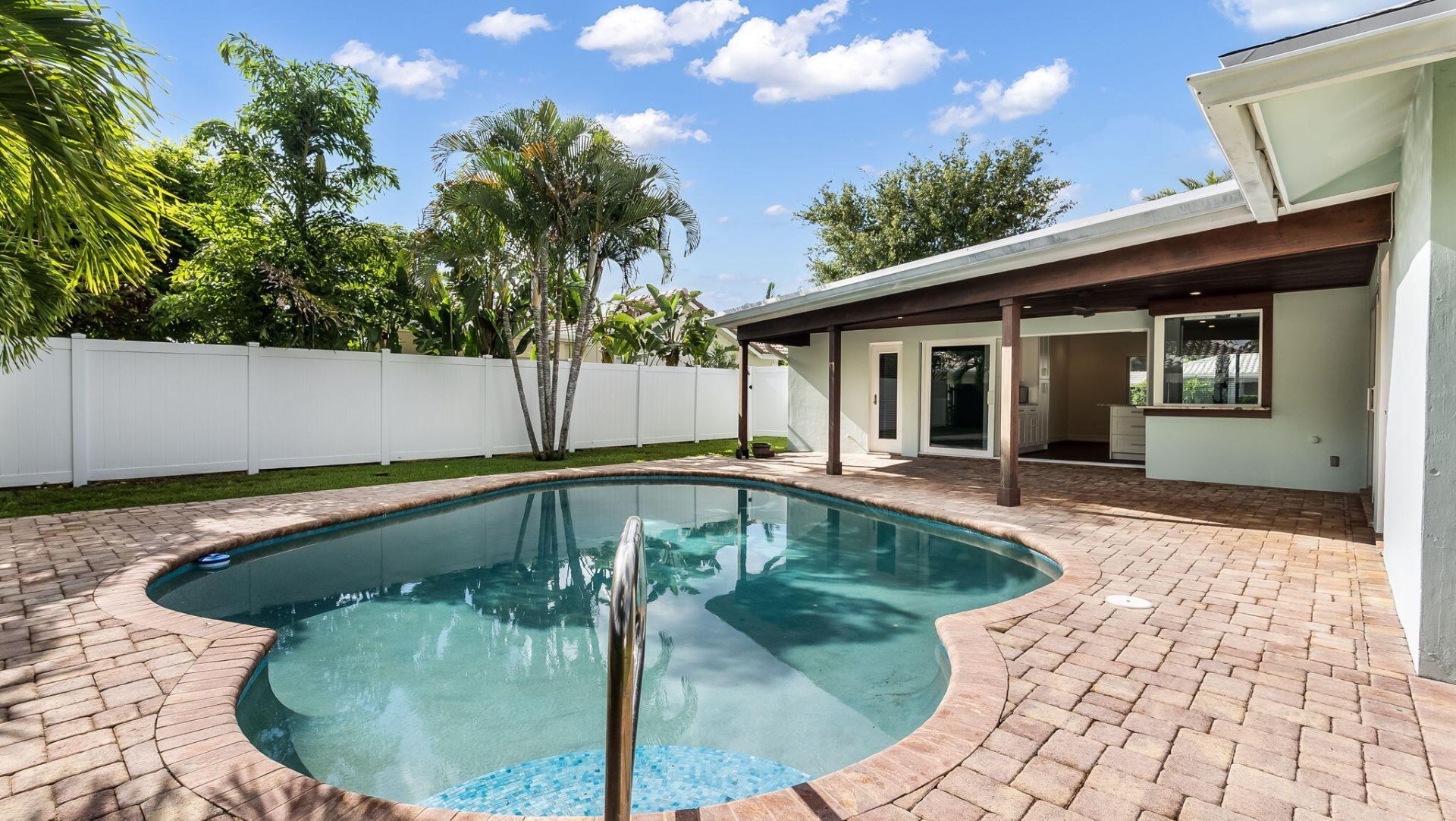 1041 SW 4th Street, Boca Raton, FL 33486 Photo