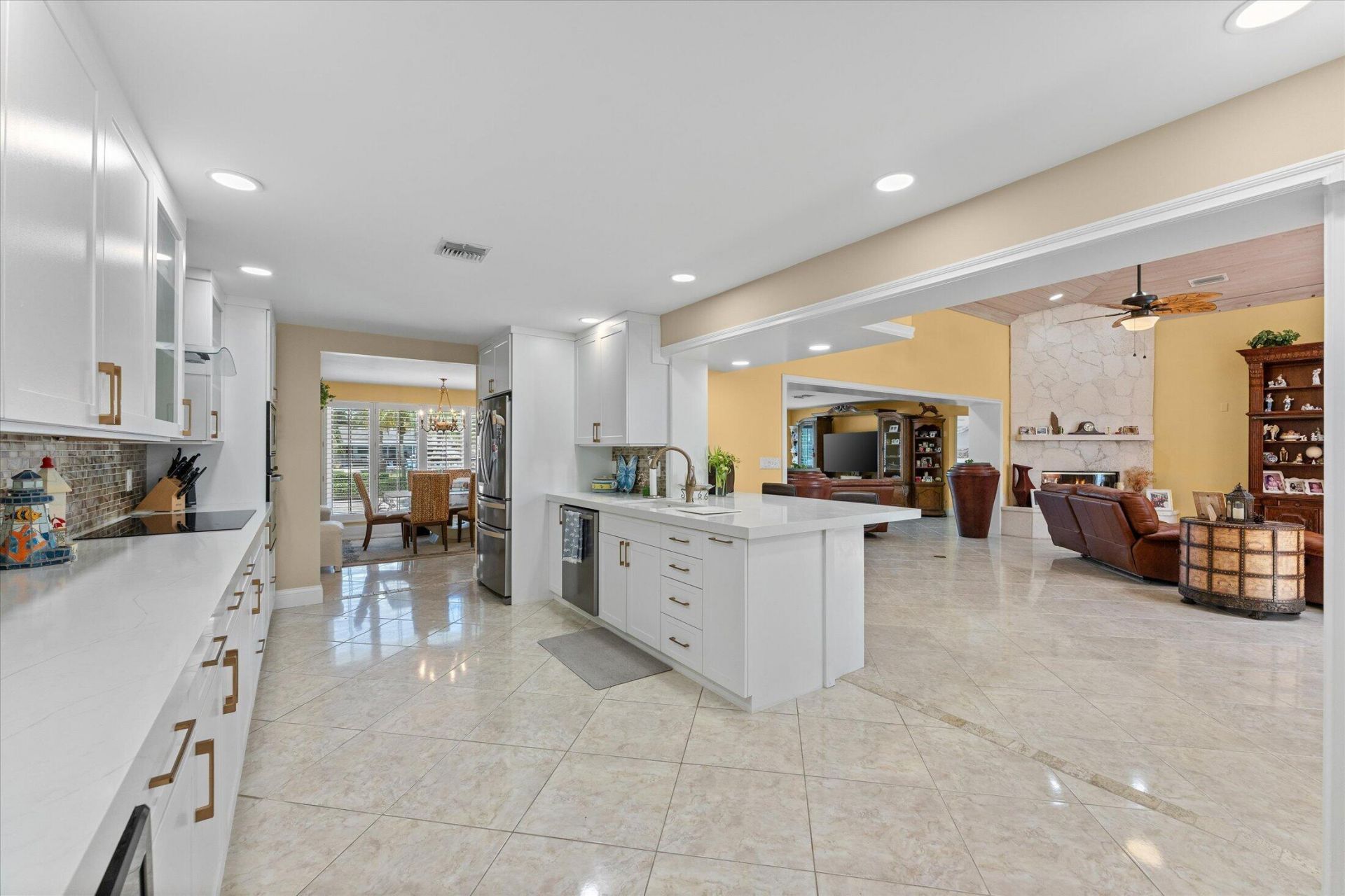 2141 NE 29th Street, Lighthouse Point, FL 33064 Photo