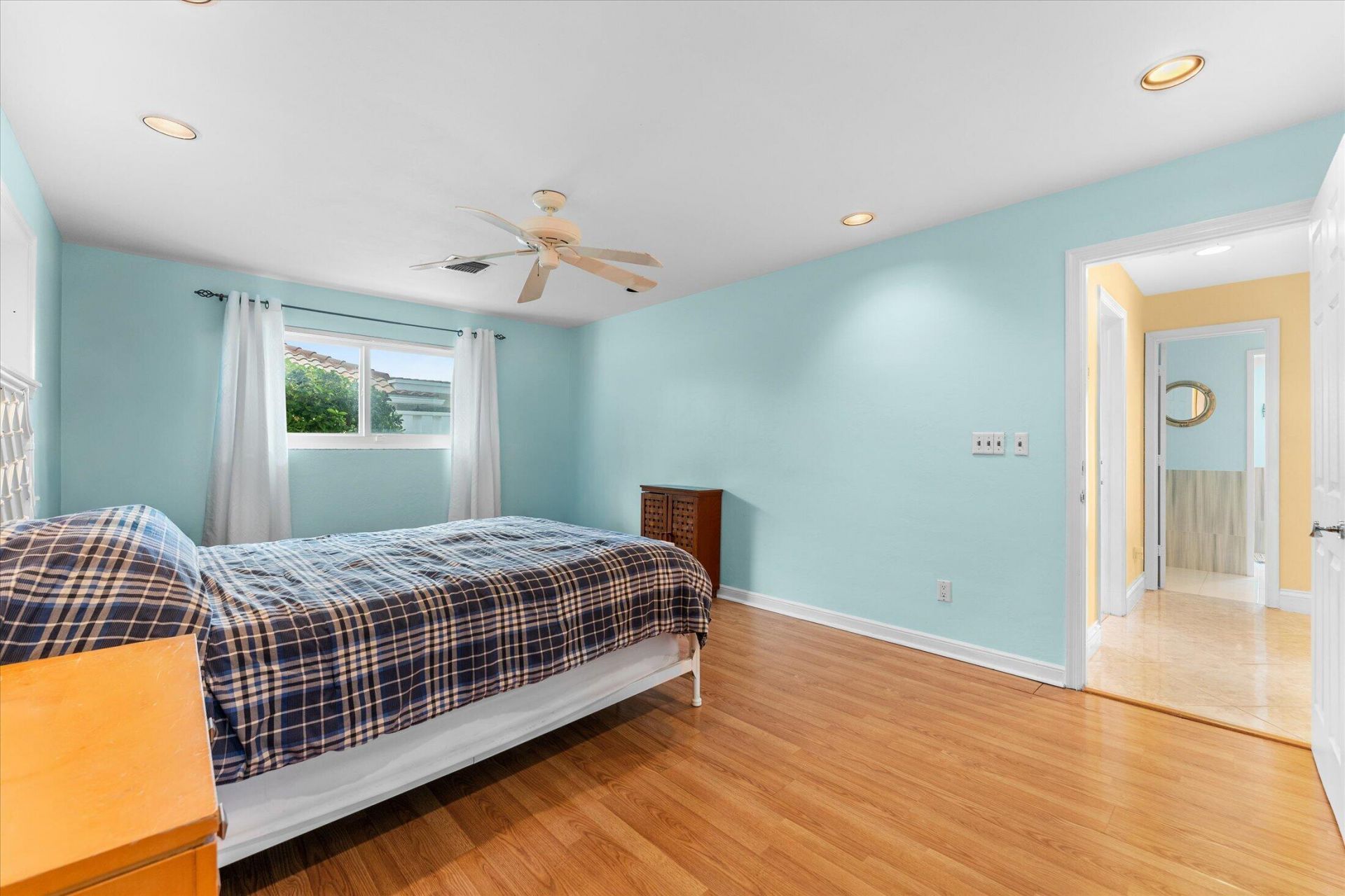 2141 NE 29th Street, Lighthouse Point, FL 33064 Photo