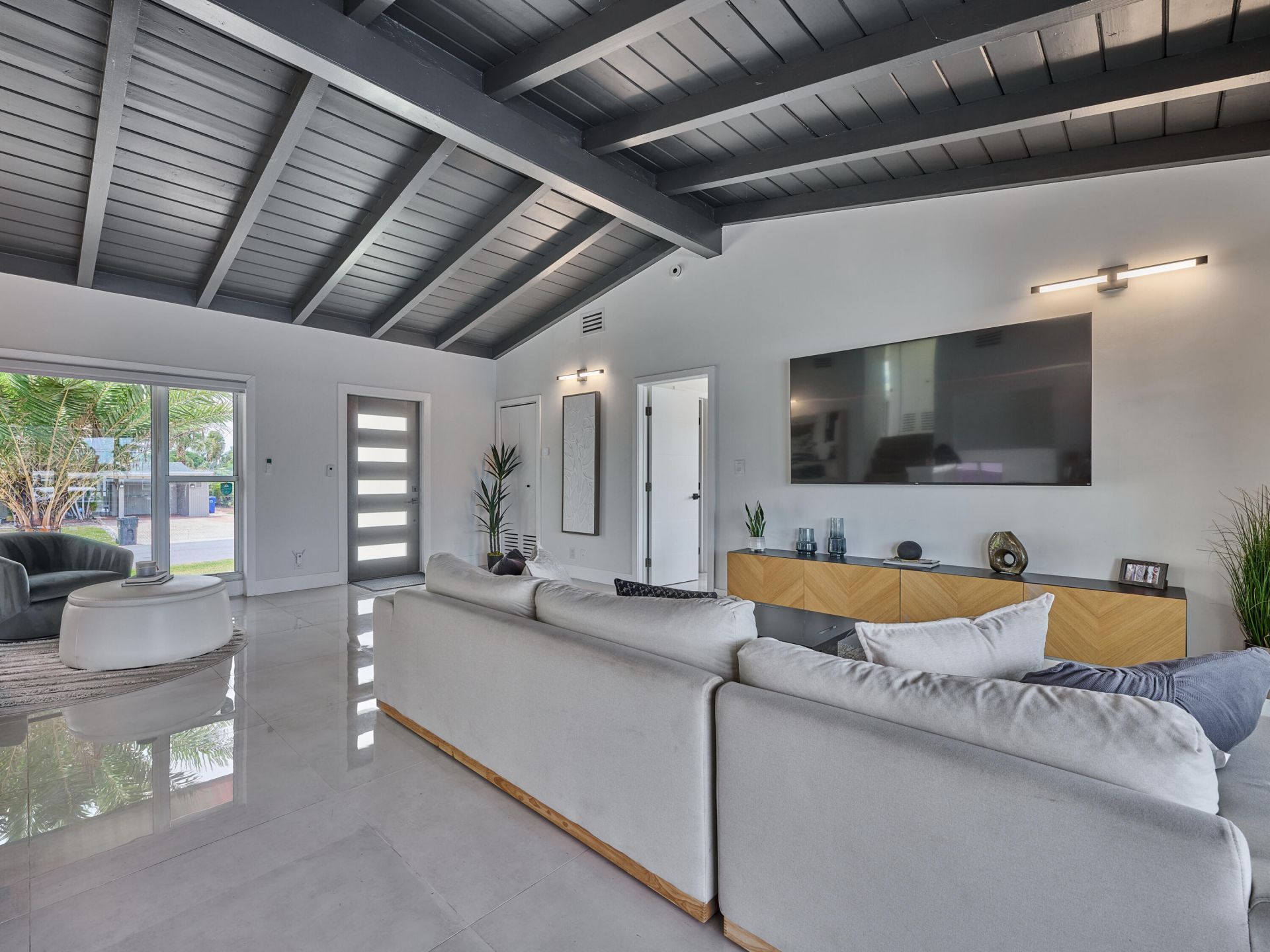 2426 Key Largo Lane, Fort Lauderdale, FL 33312 Photo