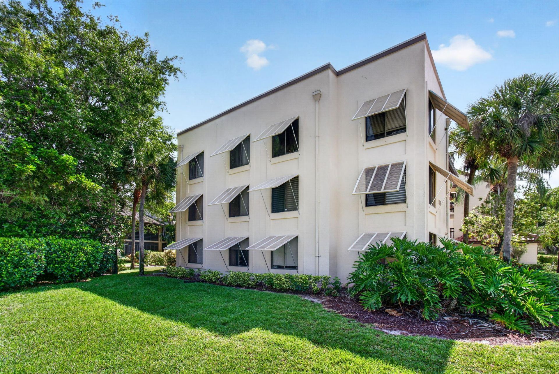 10174 Mangrove Drive, Unit 201, Boynton Beach, FL 33437 Photo