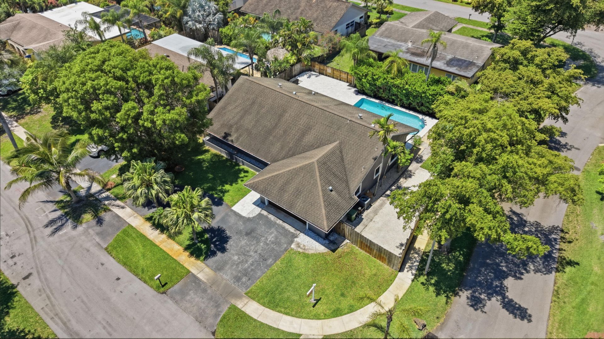 1630 NW 118th Avenue, Pembroke Pines, FL 33026 Photo