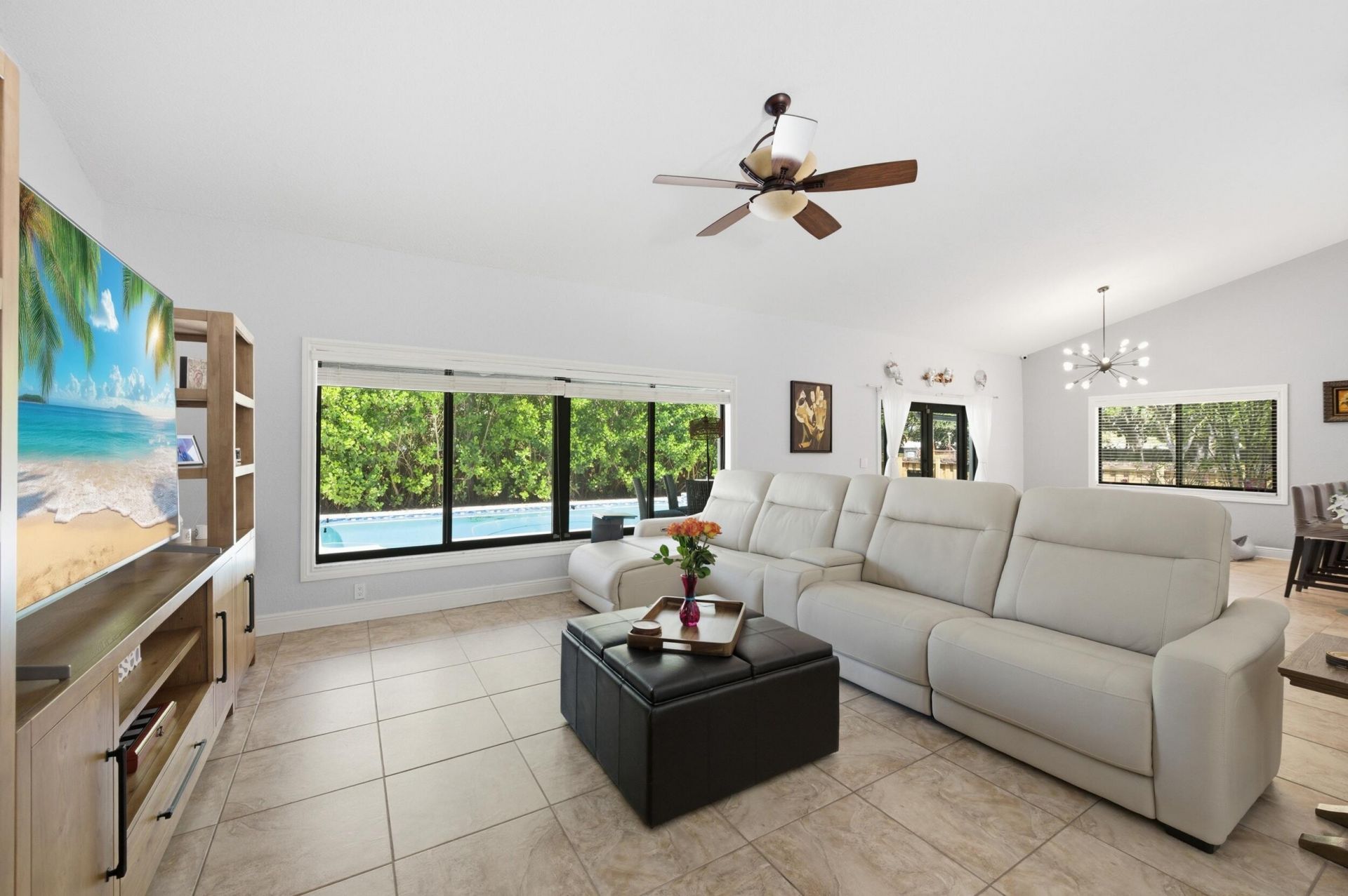 1630 NW 118th Avenue, Pembroke Pines, FL 33026 Photo