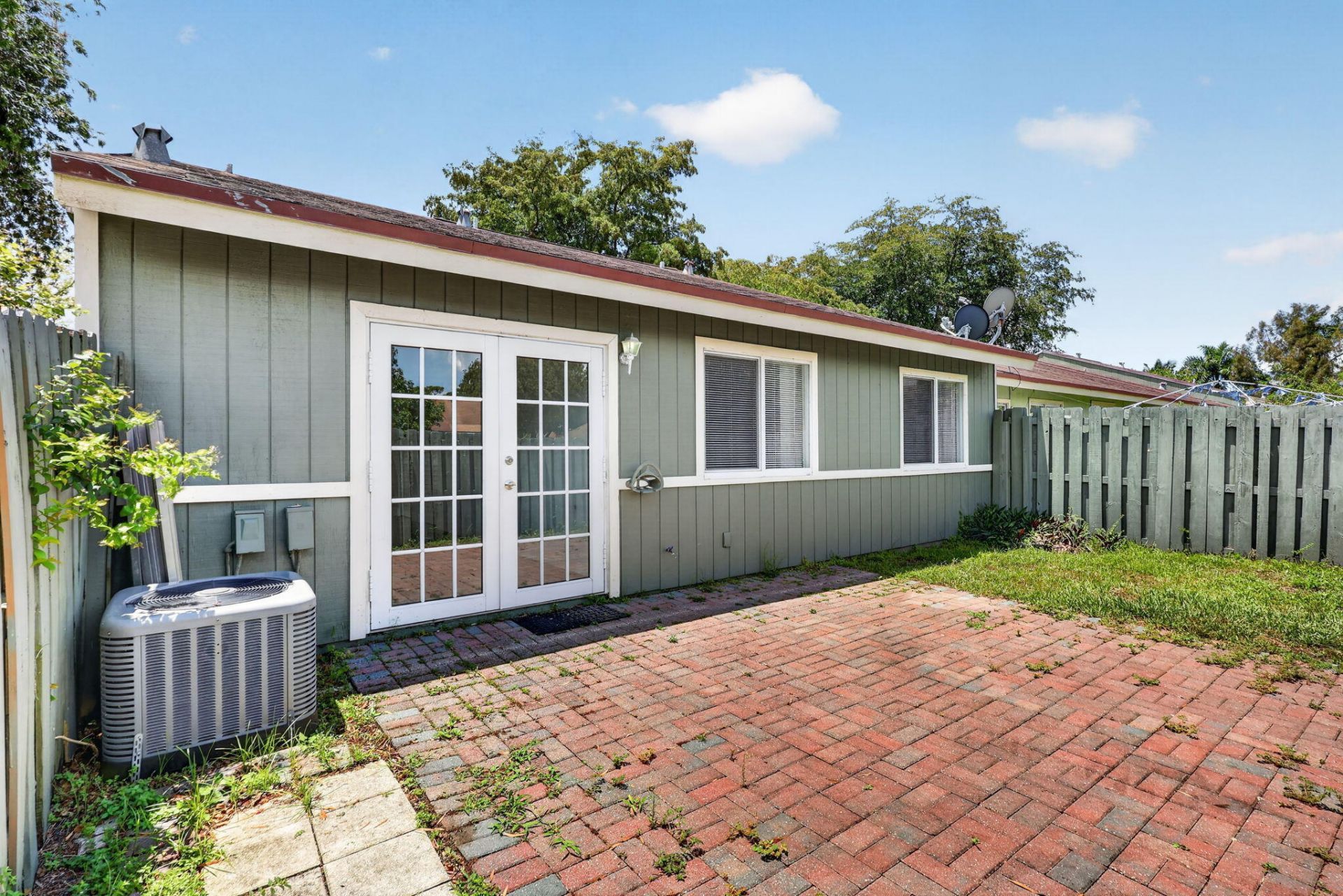 4851 Orleans Court, Unit D, West Palm Beach, FL 33415 Photo