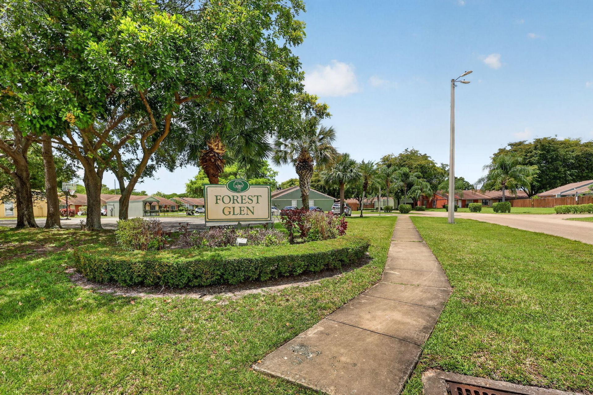 4851 Orleans Court, Unit D, West Palm Beach, FL 33415 Photo