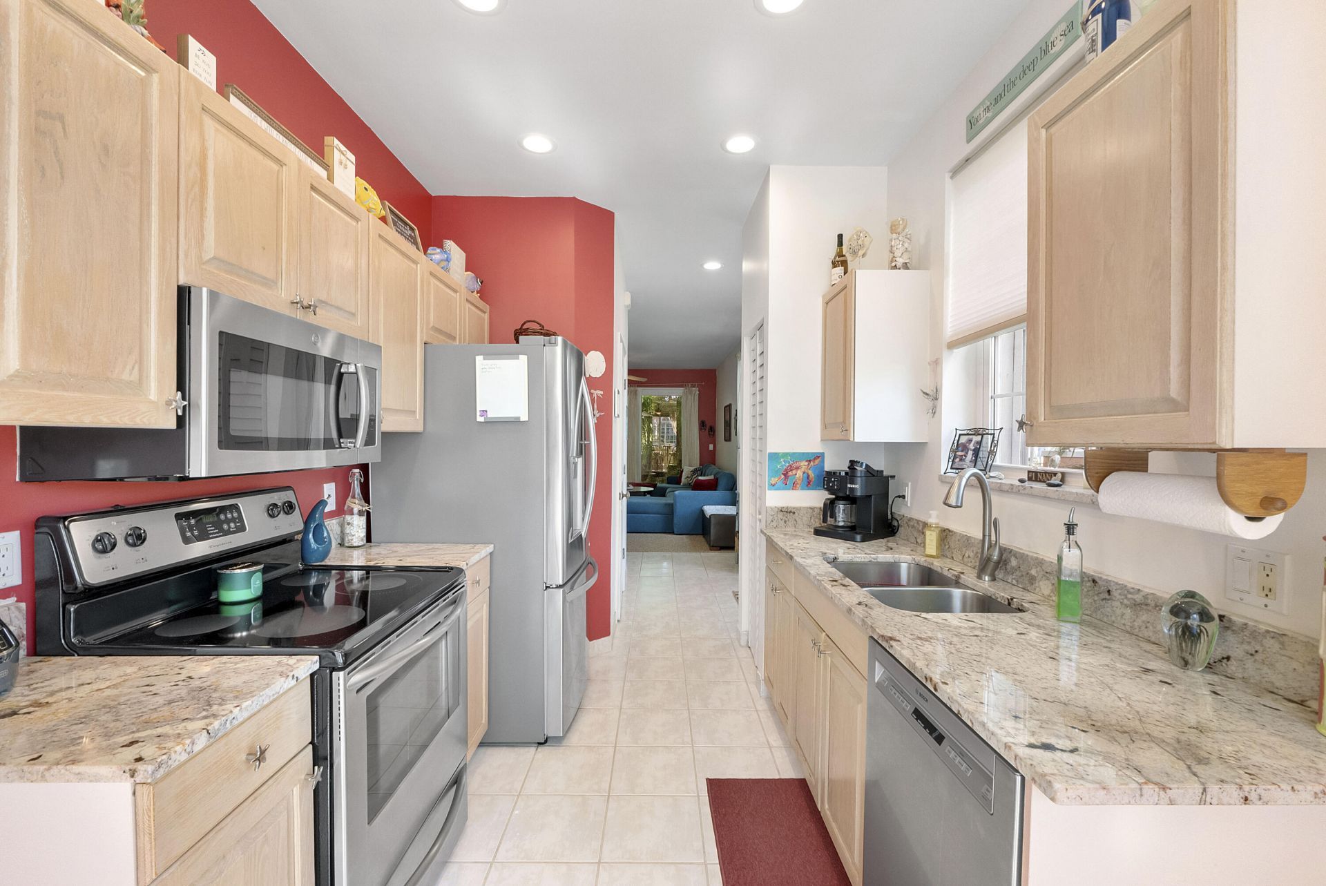 1950 NE 7th St, Unit 105, Deerfield Beach, FL 33441 Photo