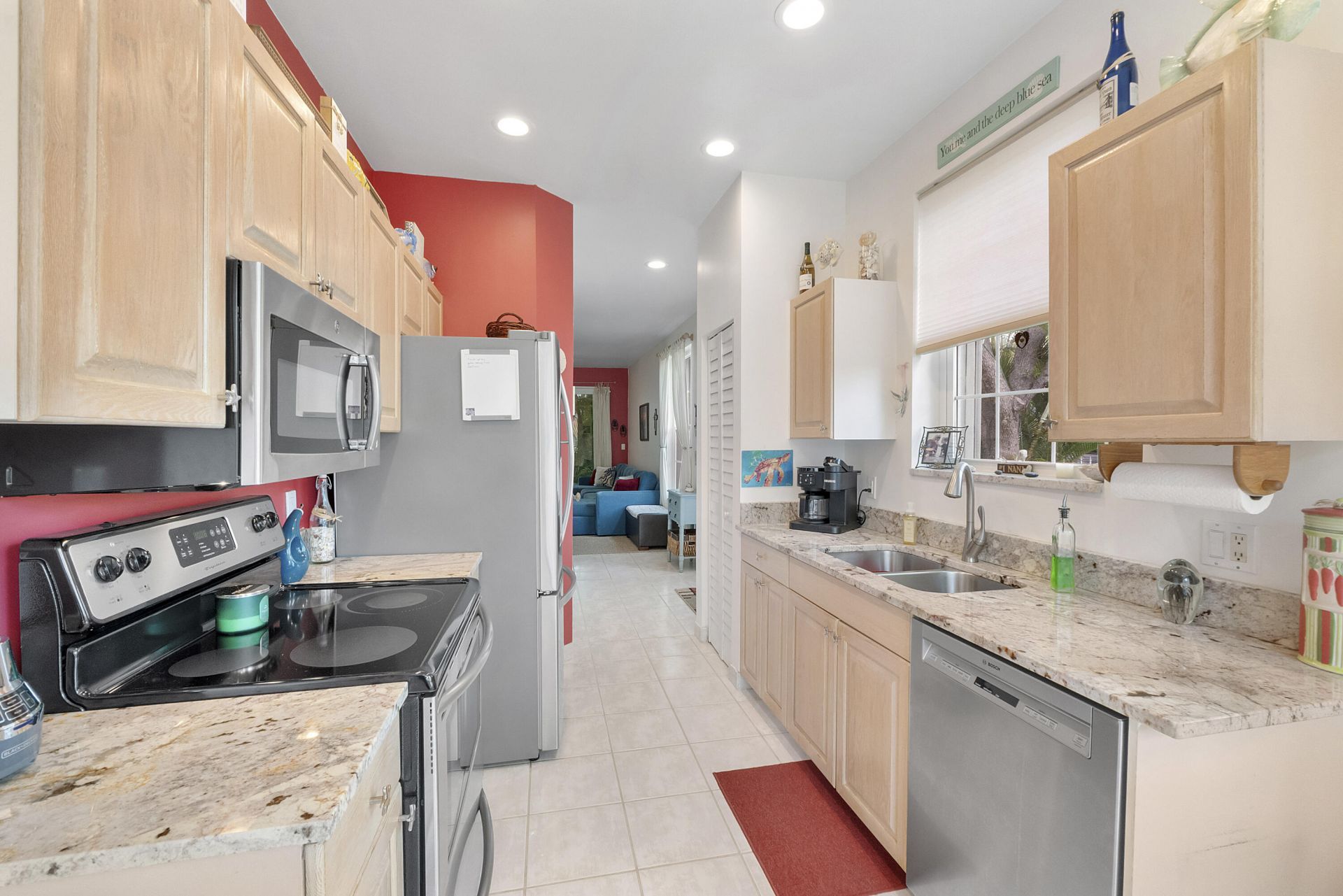 1950 NE 7th St, Unit 105, Deerfield Beach, FL 33441 Photo
