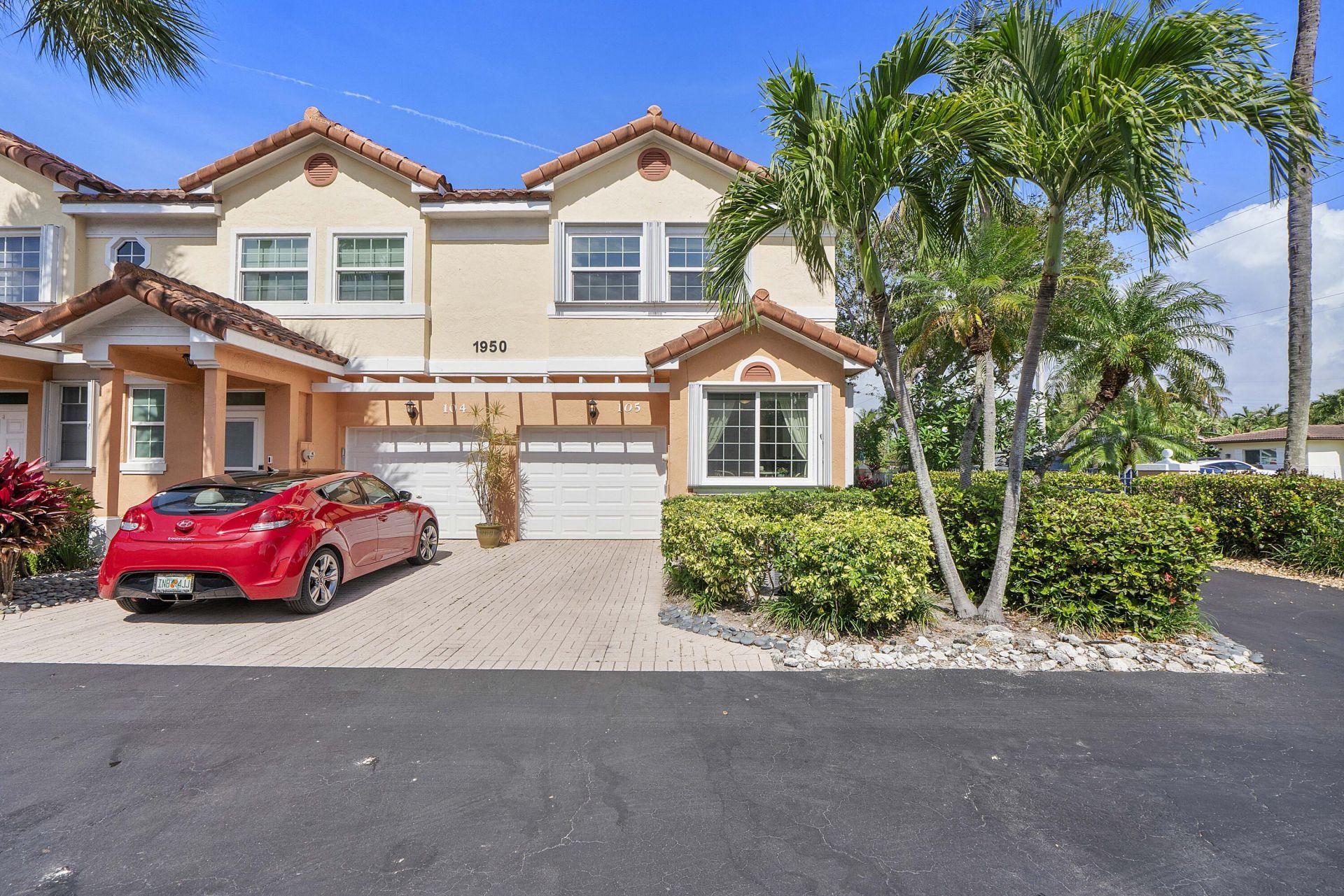 1950 NE 7th St, Unit 105, Deerfield Beach, FL 33441 Photo