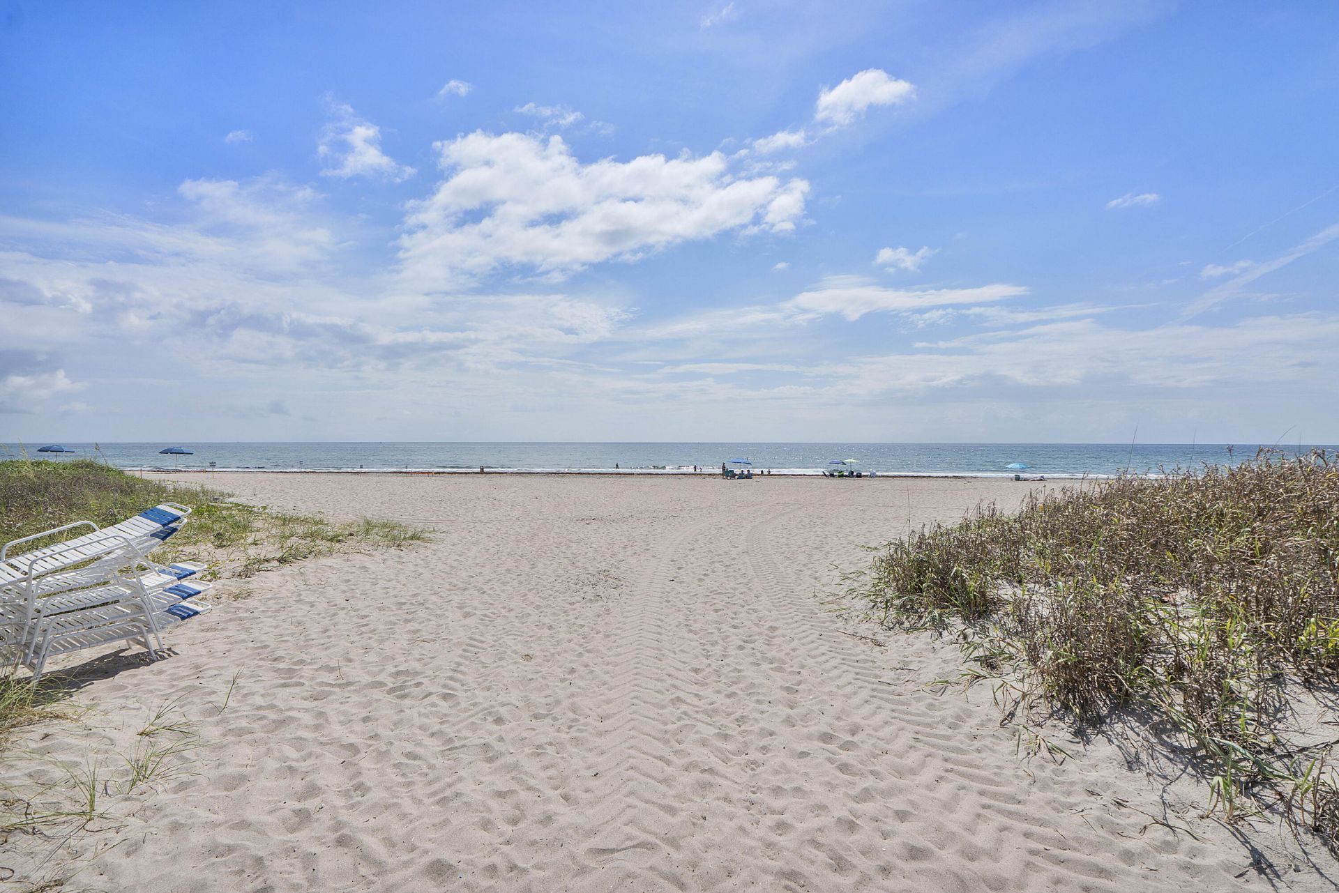 1950 NE 7th St, Unit 105, Deerfield Beach, FL 33441 Photo