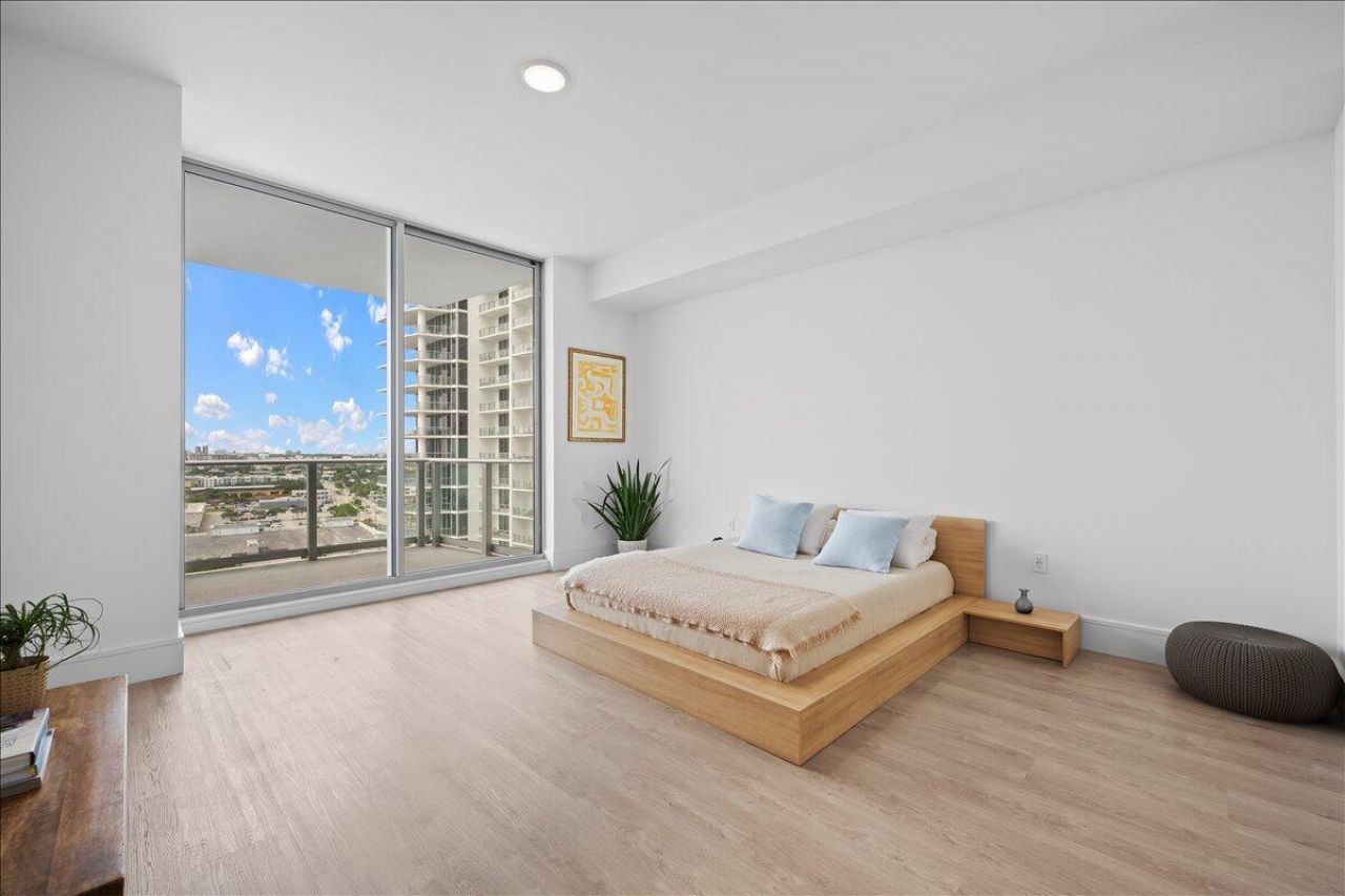 220 Lake Shore Drive, Unit 1207, Lake Park, FL 33403 Photo