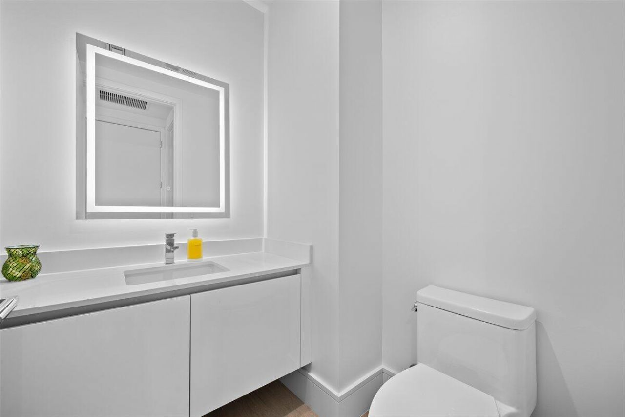 220 Lake Shore Drive, Unit 1207, Lake Park, FL 33403 Photo