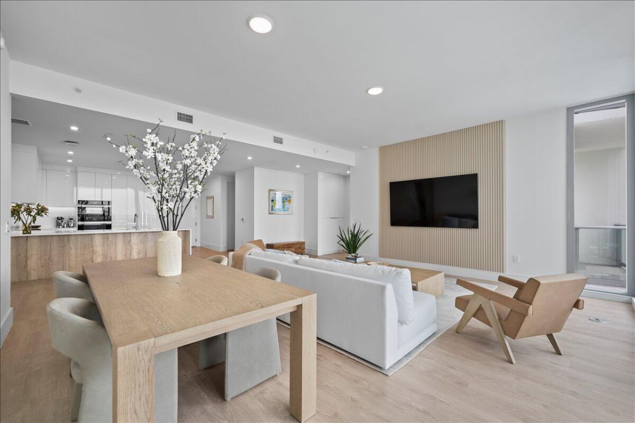220 Lake Shore Drive, Unit 1207, Lake Park, FL 33403 Photo