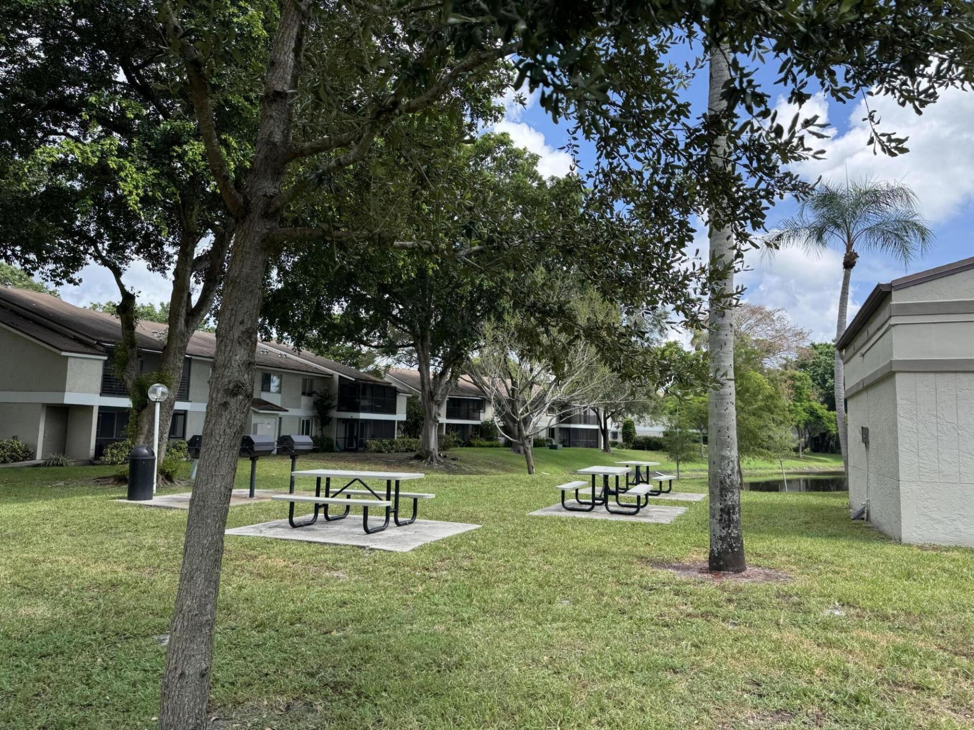 505 Gardens Drive, Unit 204, Pompano Beach, FL 33069 Photo