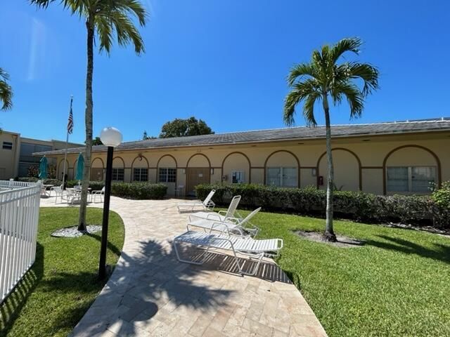 1250 Atlantic Shores Boulevard, Unit 105, Hallandale Beach, FL 33009 Photo