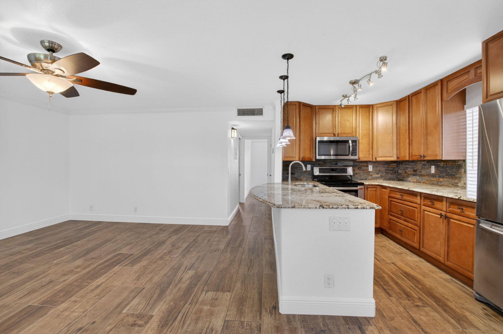 22 Normandy A, Delray Beach, FL 33484 Photo