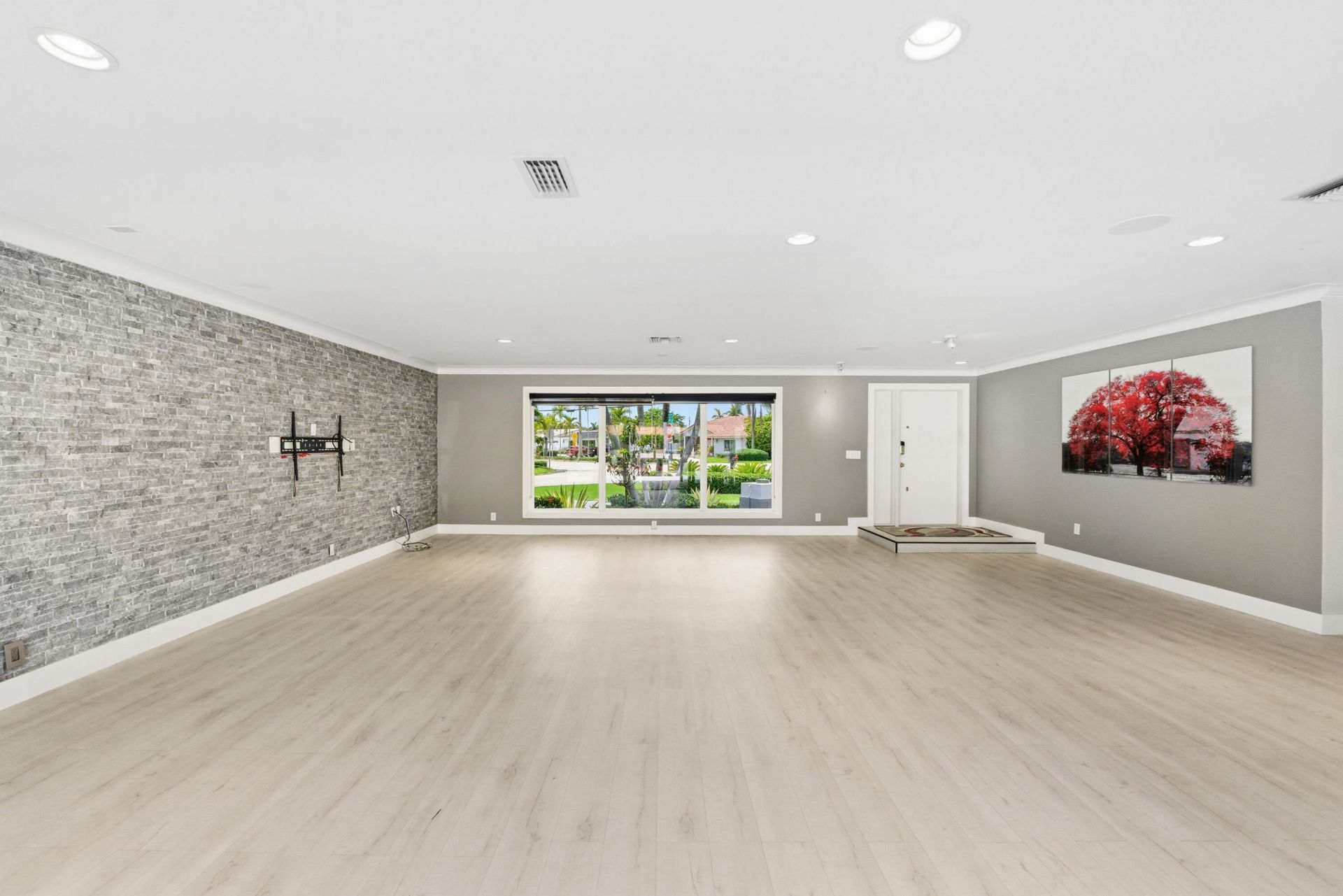 5900 Bayview Drive, Fort Lauderdale, FL 33308 Photo