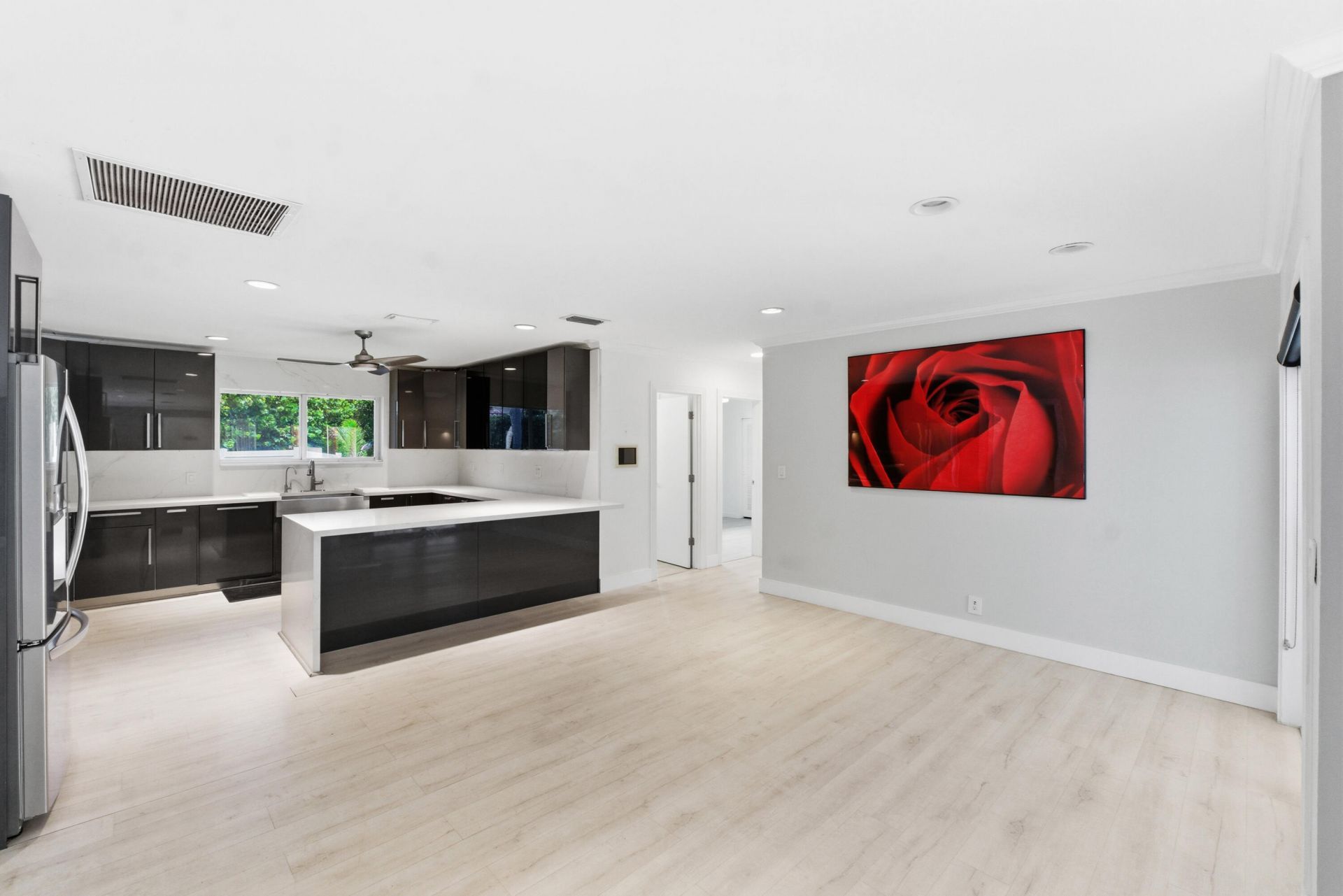 5900 Bayview Drive, Fort Lauderdale, FL 33308 Photo