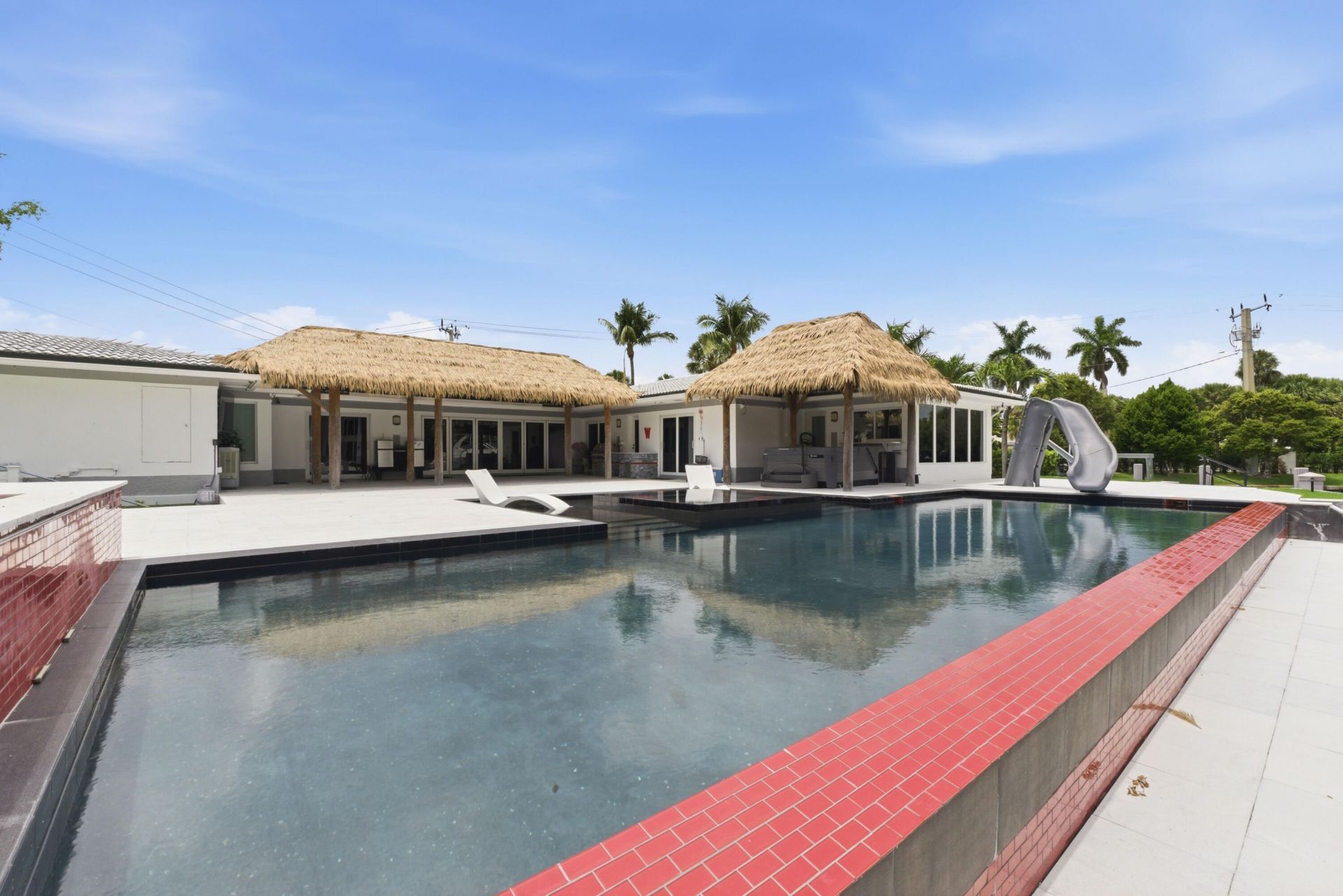 5900 Bayview Drive, Fort Lauderdale, FL 33308 Photo