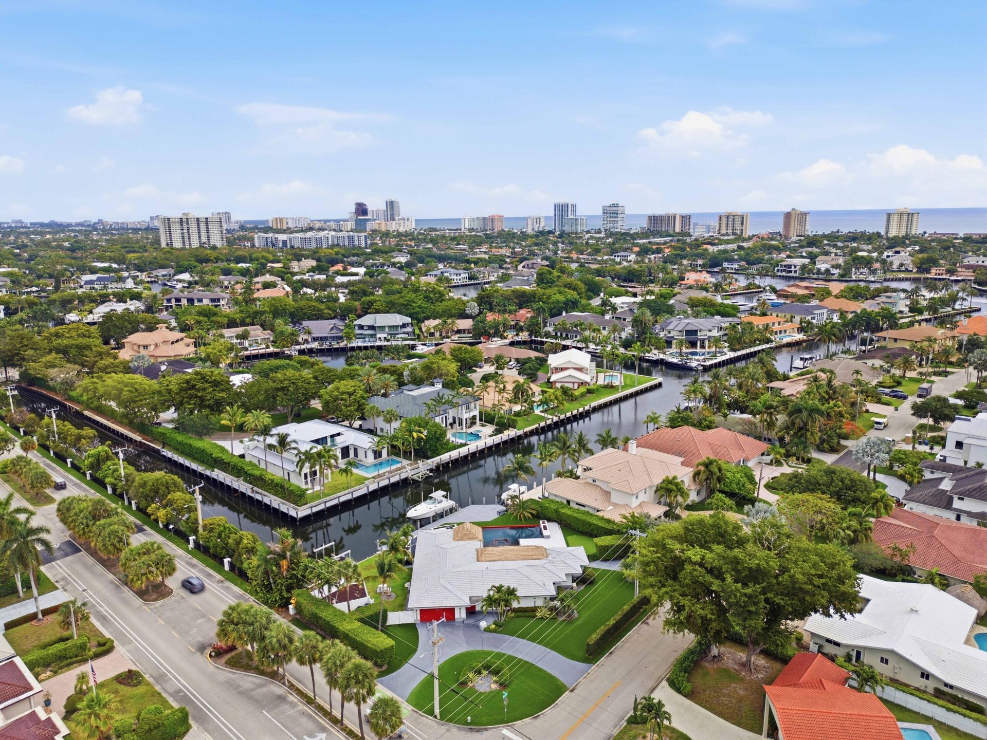 5900 Bayview Drive, Fort Lauderdale, FL 33308 Photo
