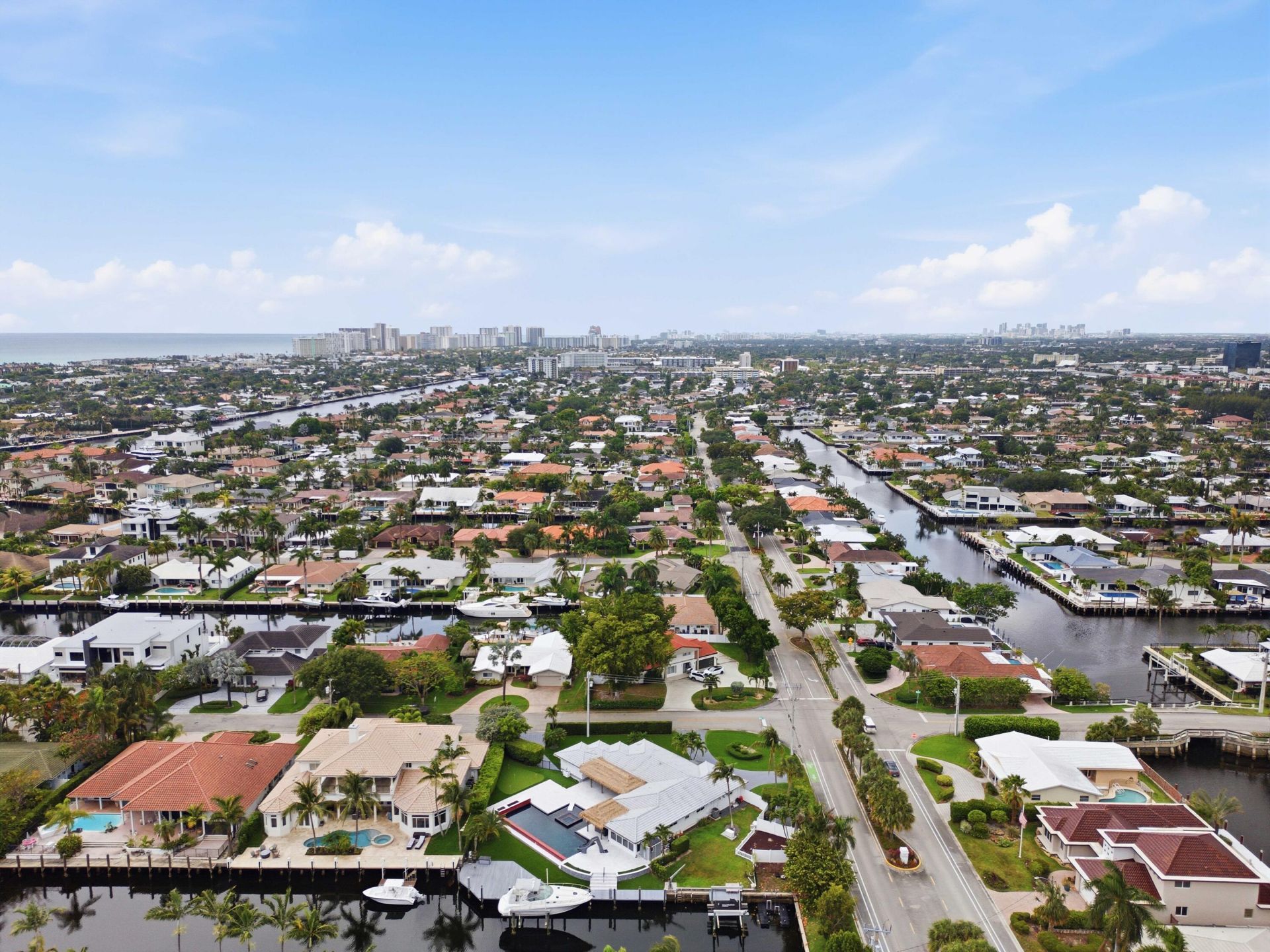 5900 Bayview Drive, Fort Lauderdale, FL 33308 Photo